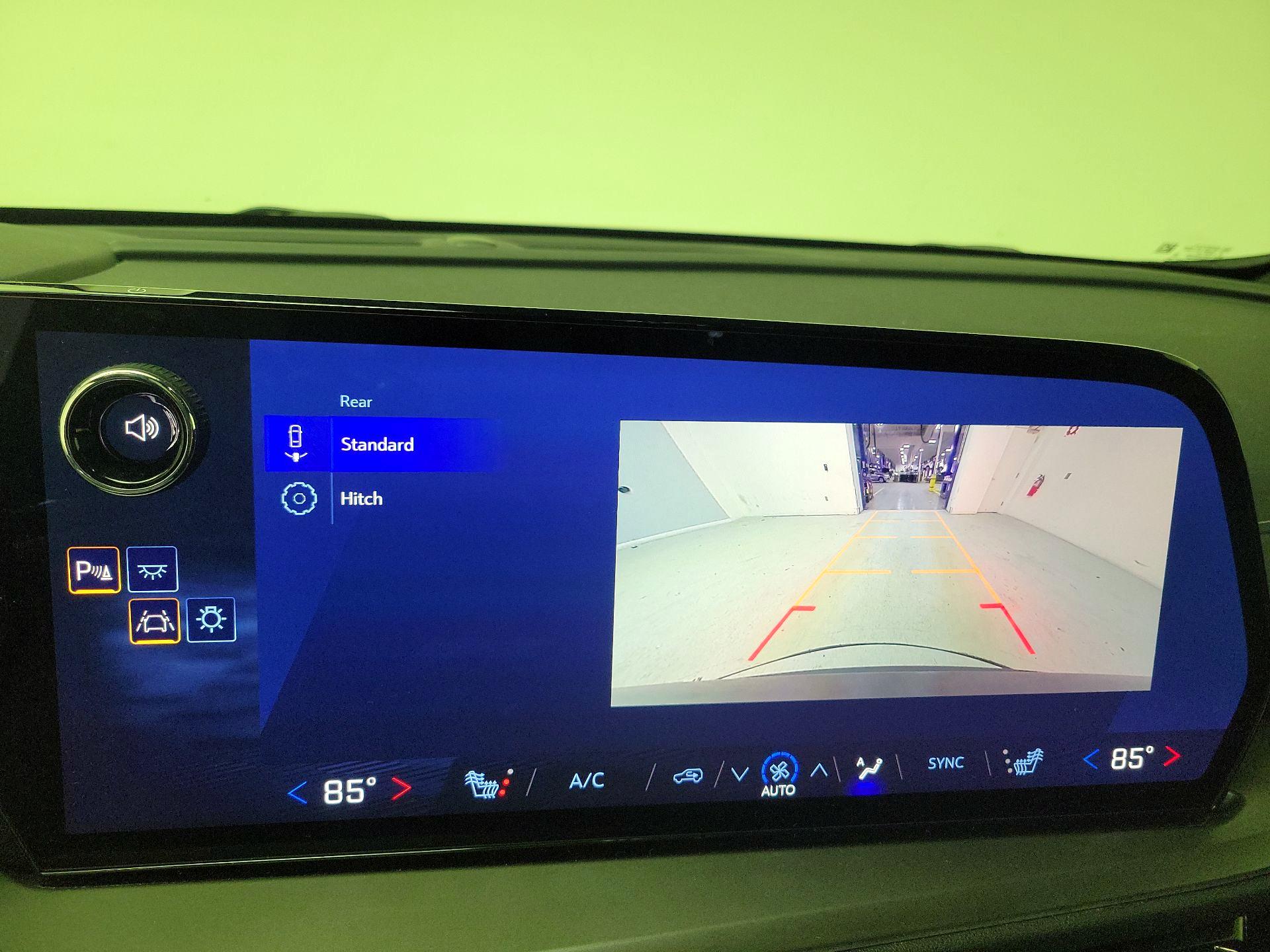 Thumbnail: 2025 Chevrolet Traverse - 14