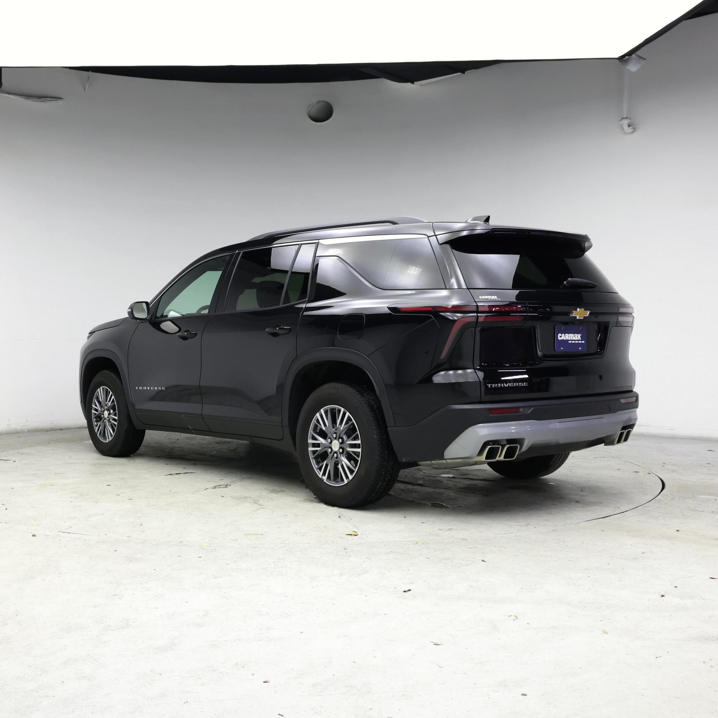 Thumbnail: 2025 Chevrolet Traverse - 2