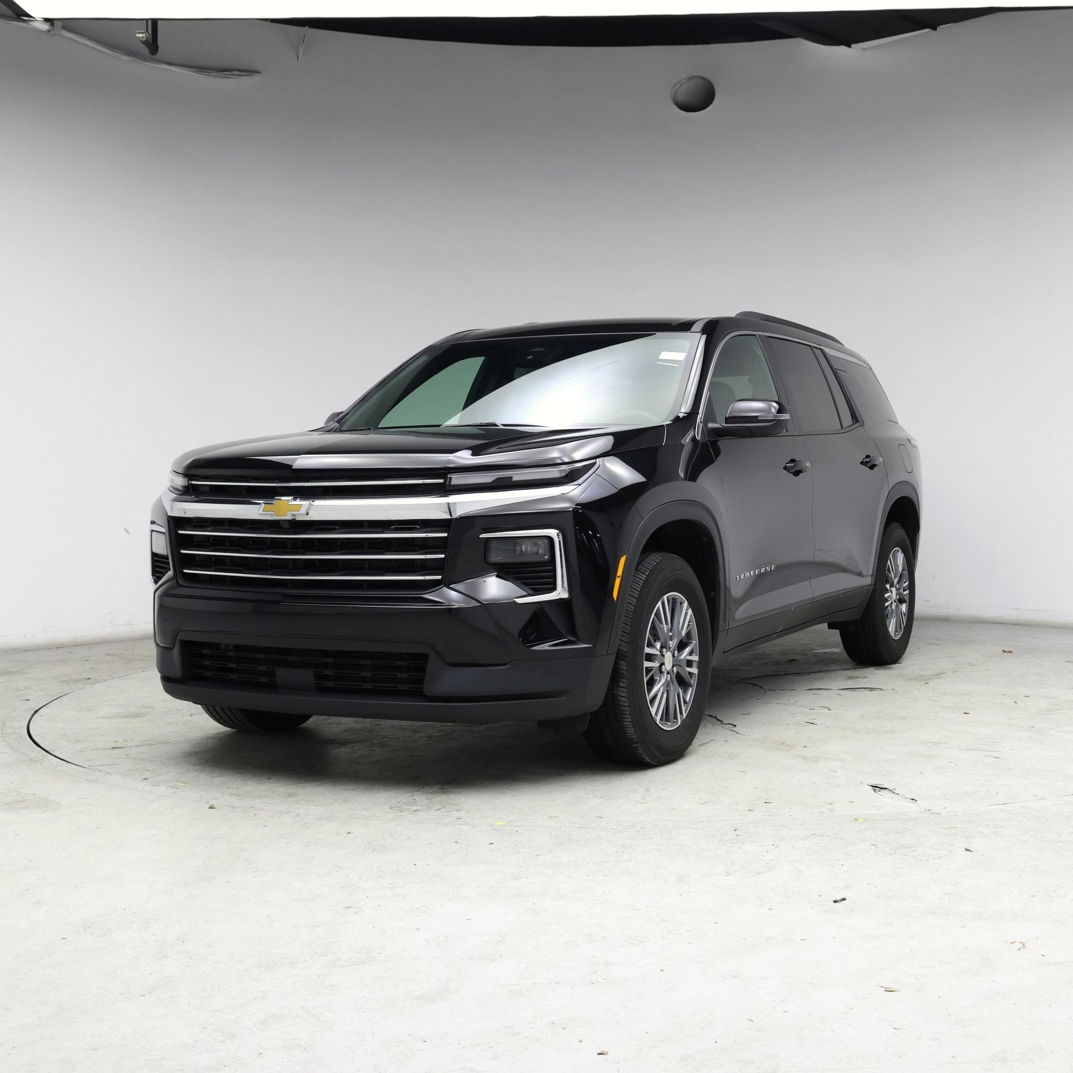 Thumbnail: 2025 Chevrolet Traverse - 4