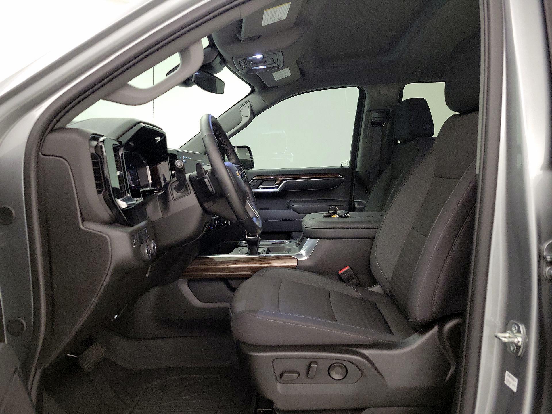 Thumbnail: 2025 Chevrolet Silverado 1500 - 11