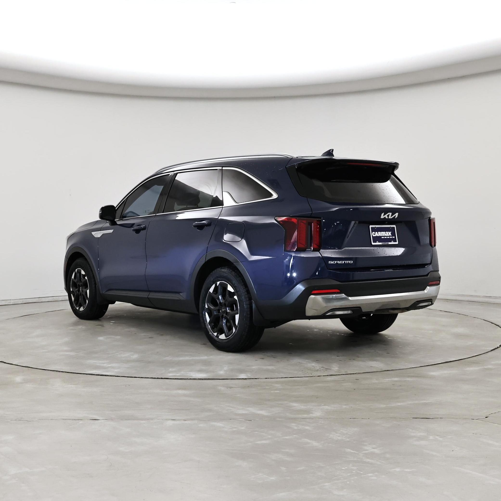 Thumbnail: 2024 Kia Sorento - 2