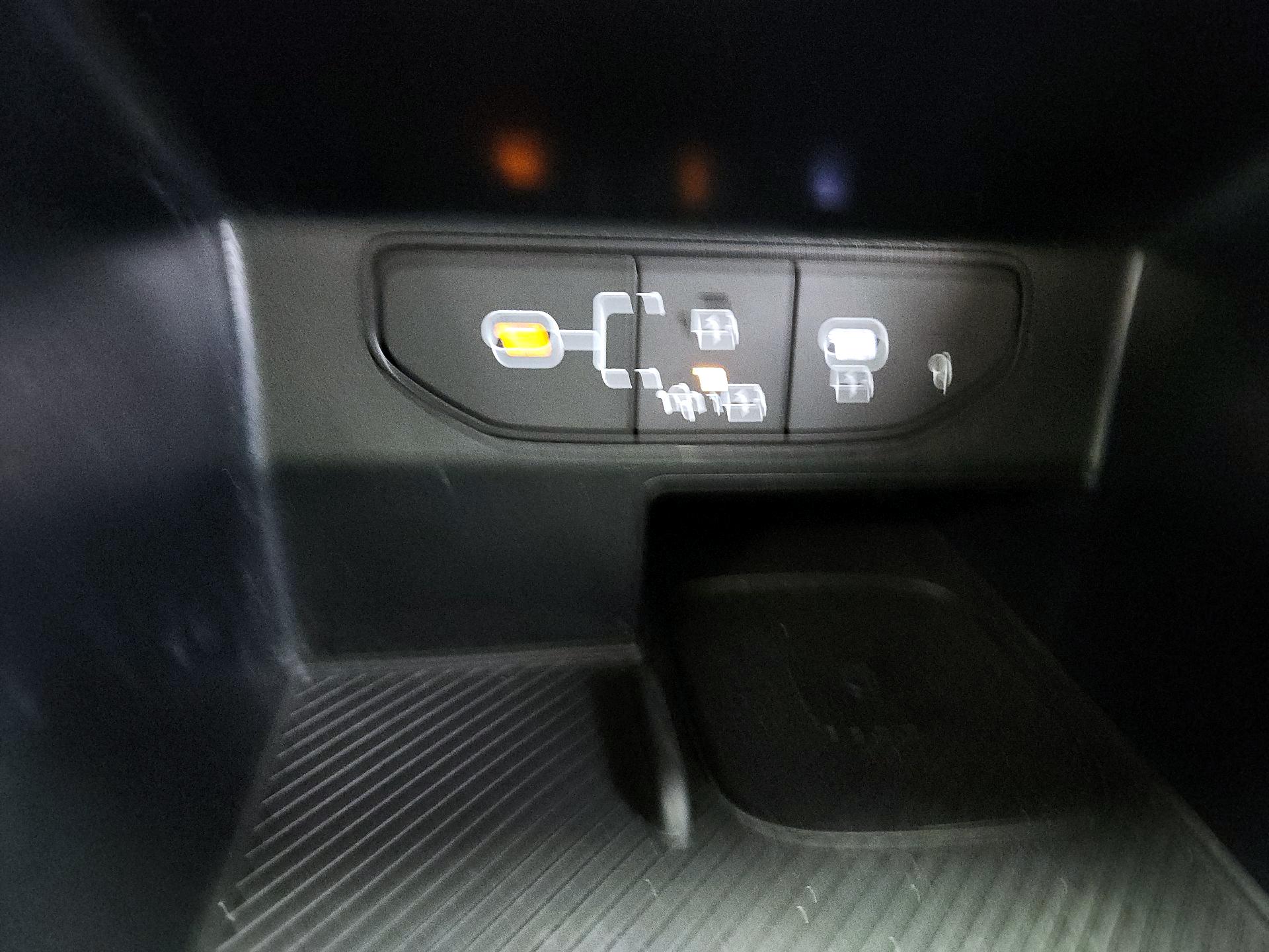 Thumbnail: 2024 Kia Sorento - 19