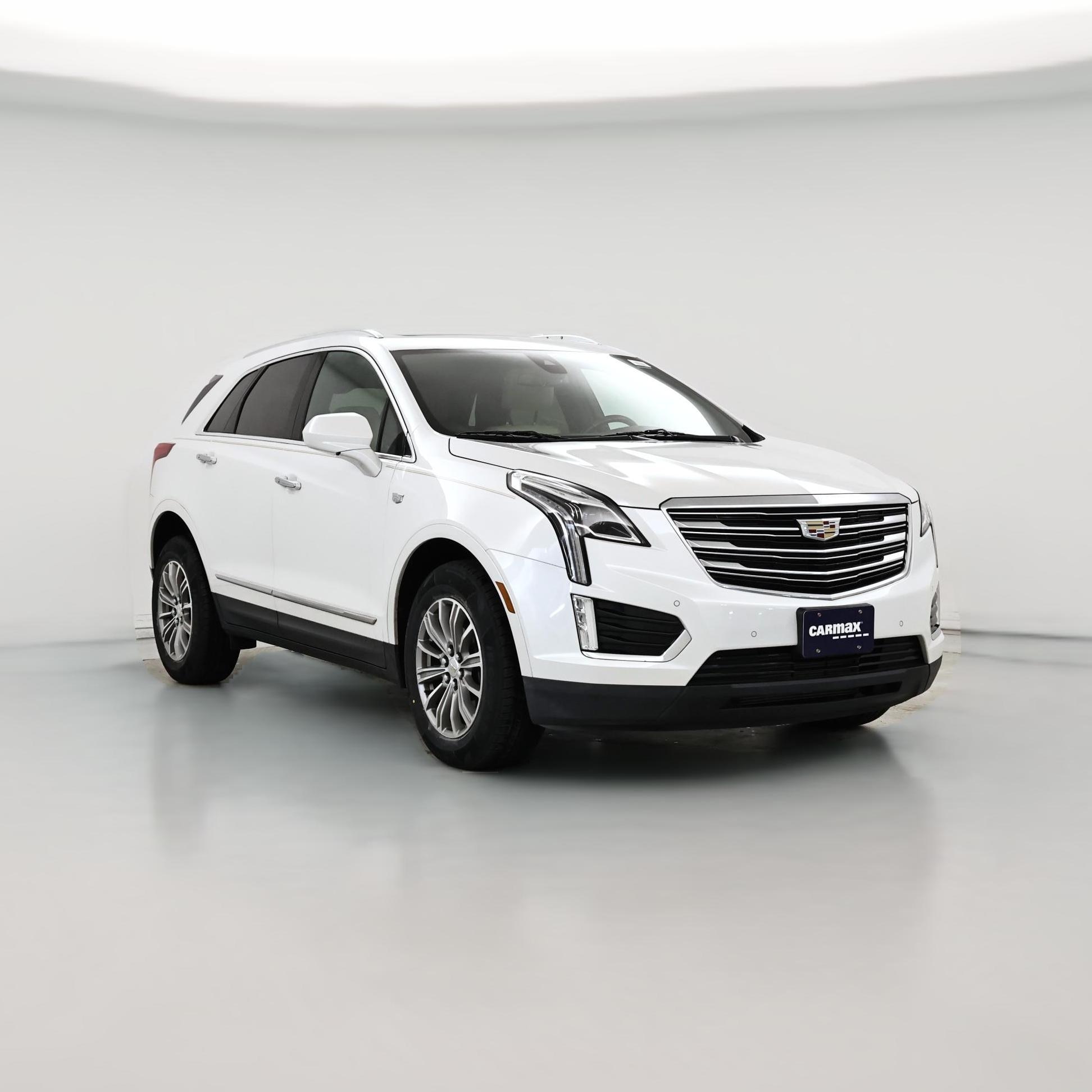 Thumbnail: 2017 Cadillac XT5 - 1