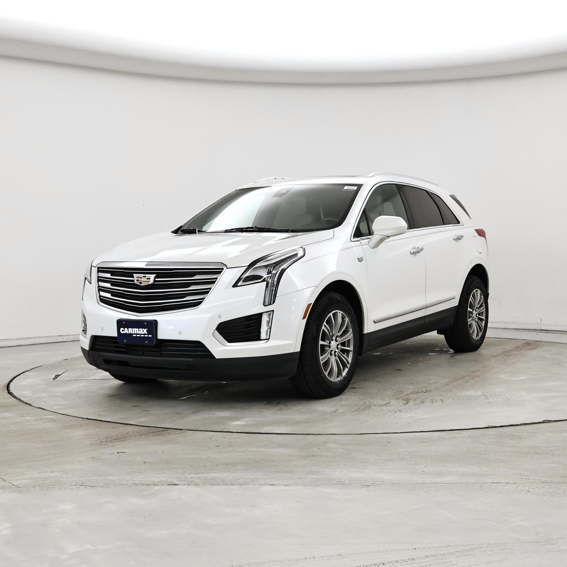 Thumbnail: 2017 Cadillac XT5 - 4