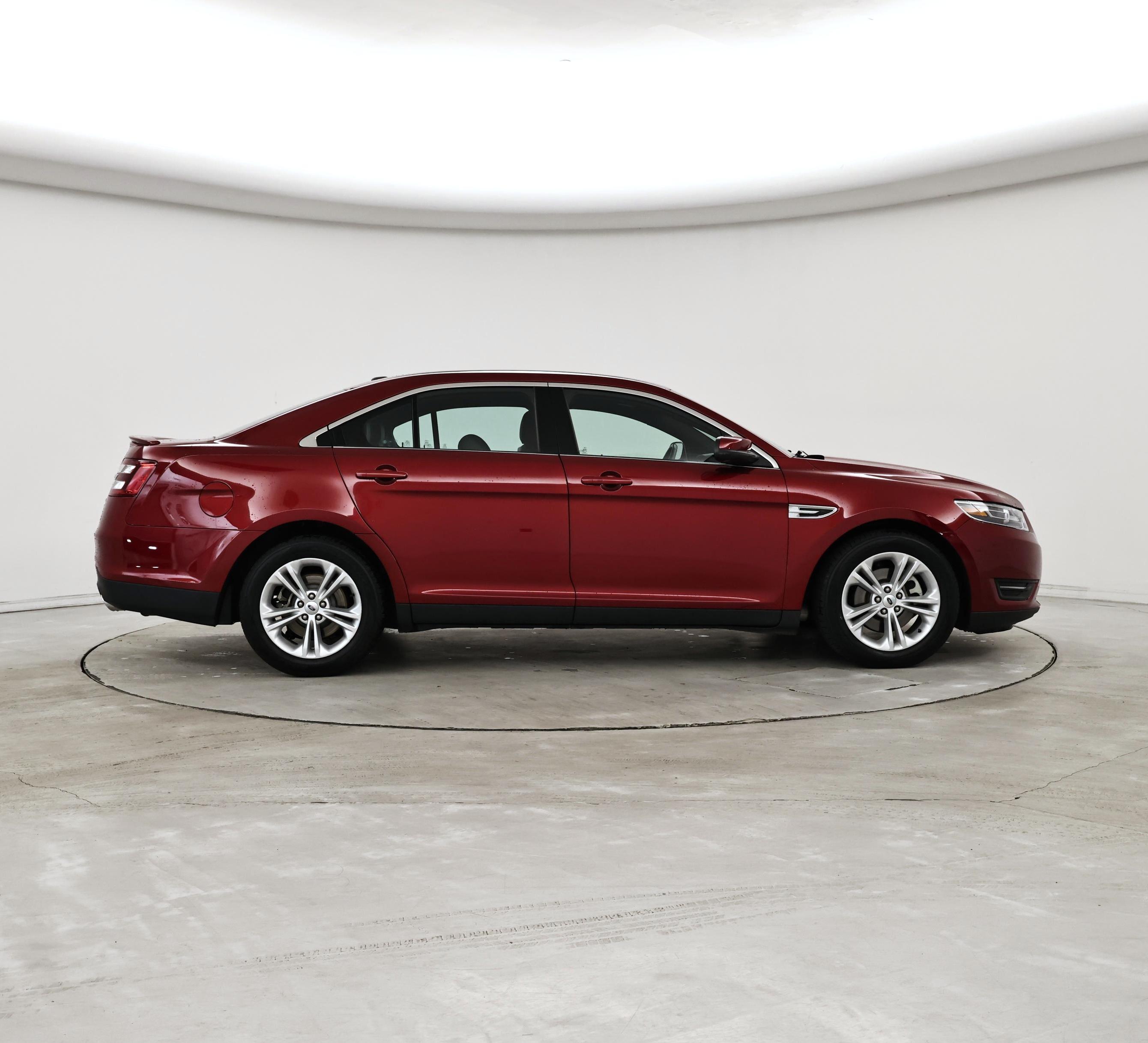 Thumbnail: 2015 Ford Taurus - 7