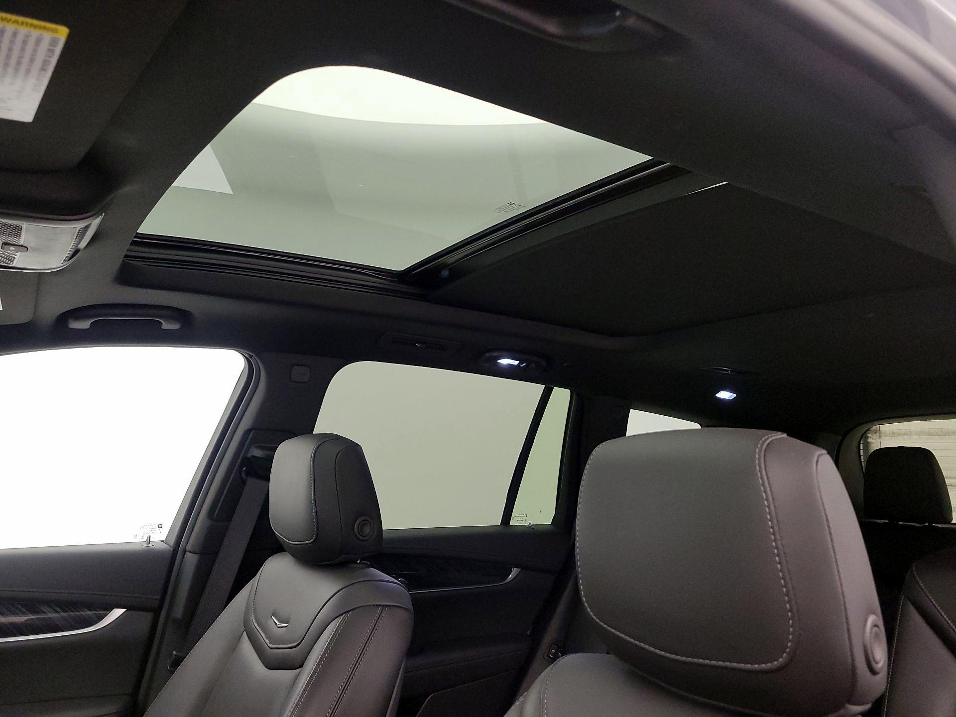 Thumbnail: 2025 Cadillac XT6 - 20