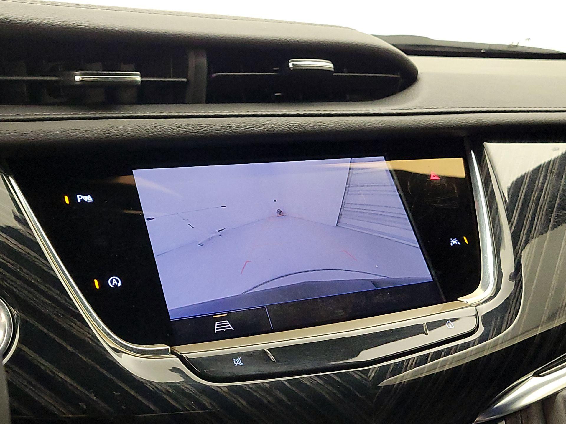 Thumbnail: 2025 Cadillac XT6 - 15