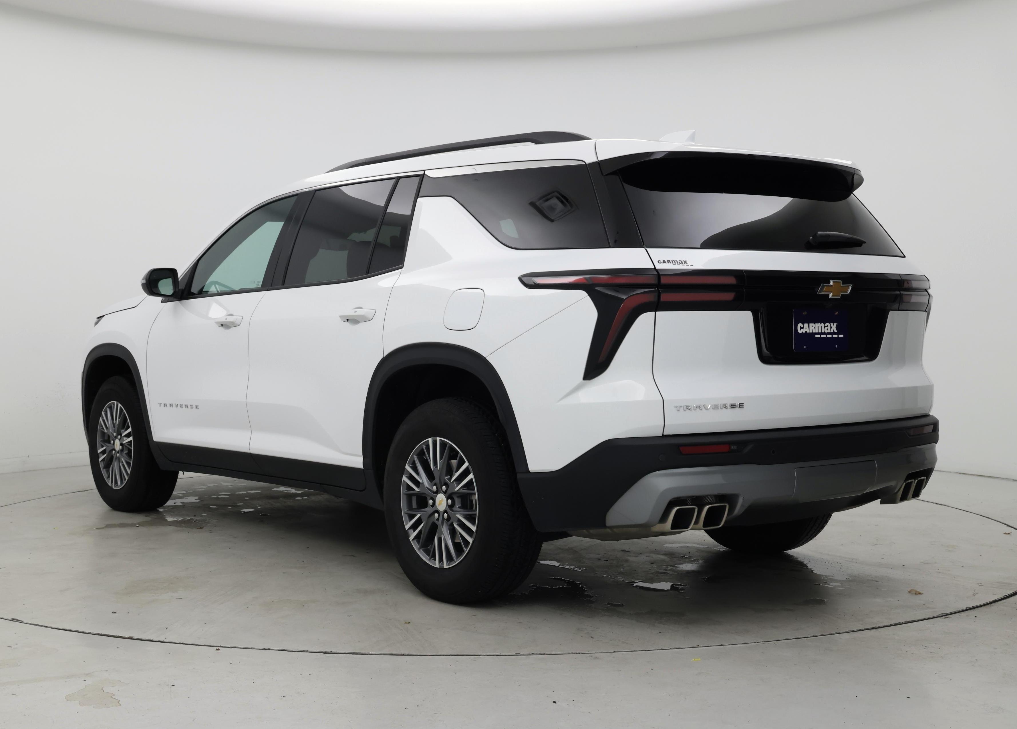 Thumbnail: 2025 Chevrolet Traverse - 2