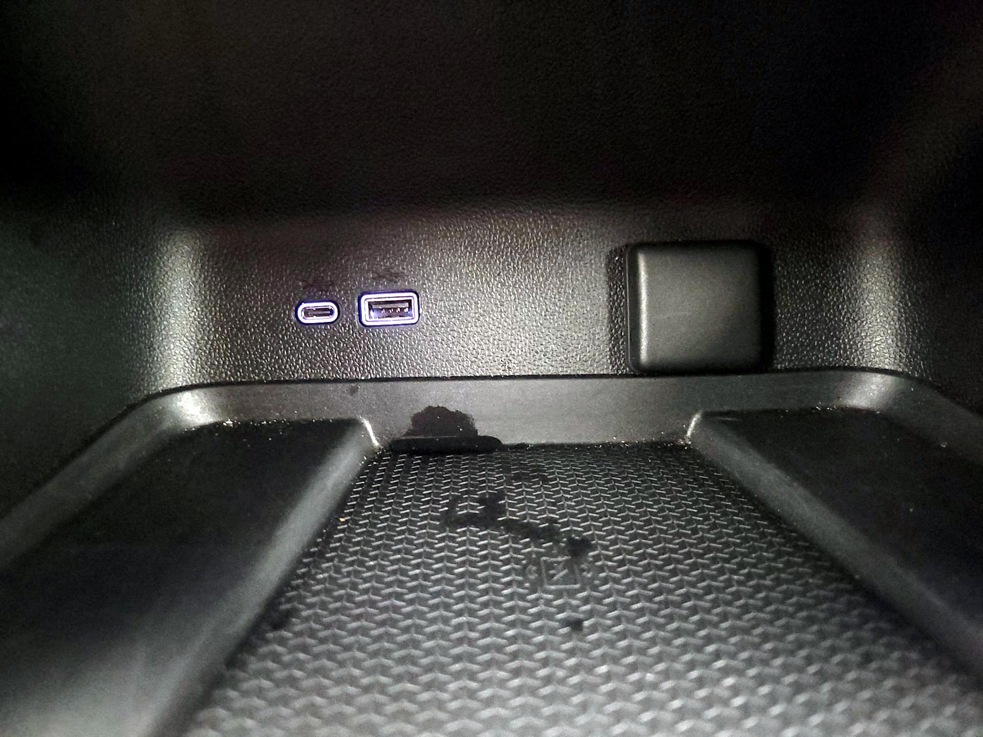 Thumbnail: 2025 Chevrolet Traverse - 19