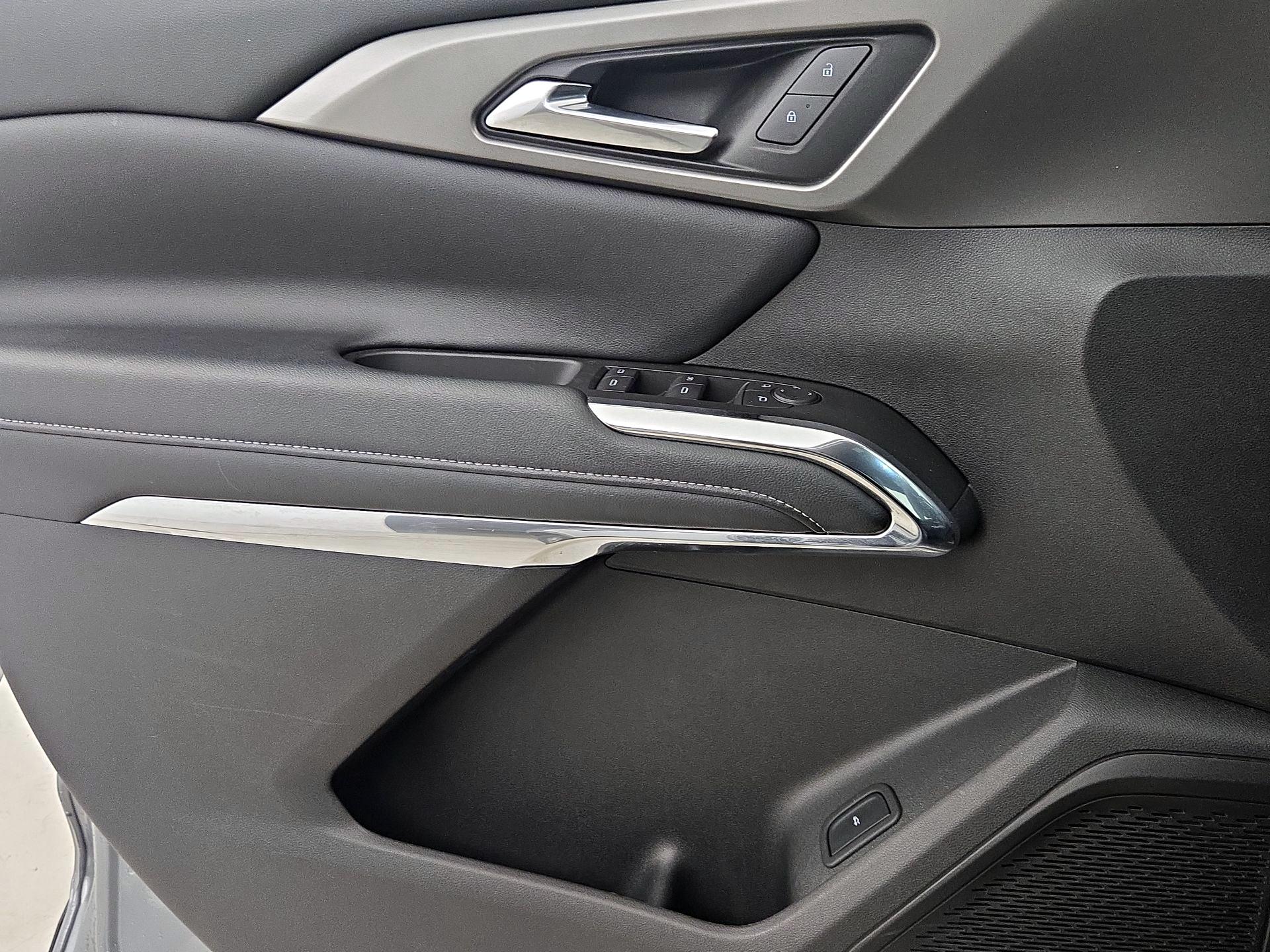 Thumbnail: 2025 Chevrolet Traverse - 12