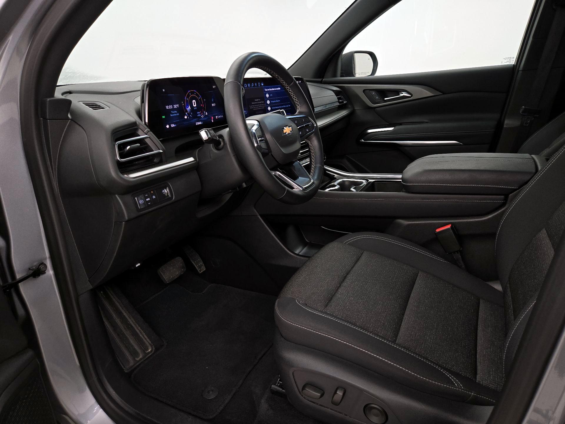 Thumbnail: 2025 Chevrolet Traverse - 11