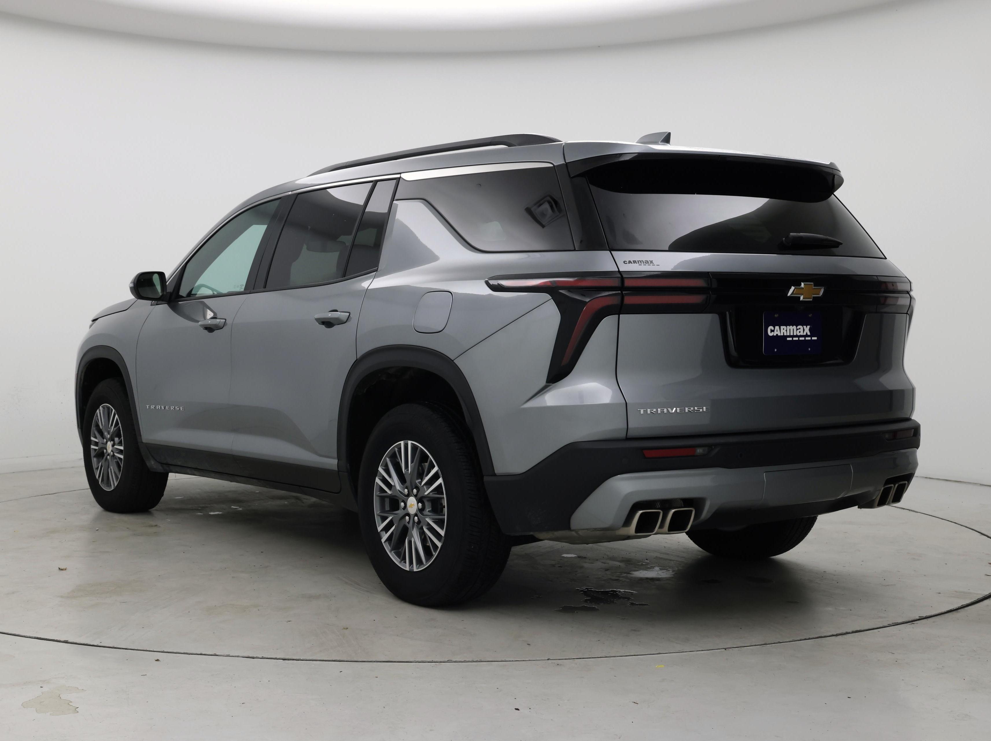 Thumbnail: 2025 Chevrolet Traverse - 2
