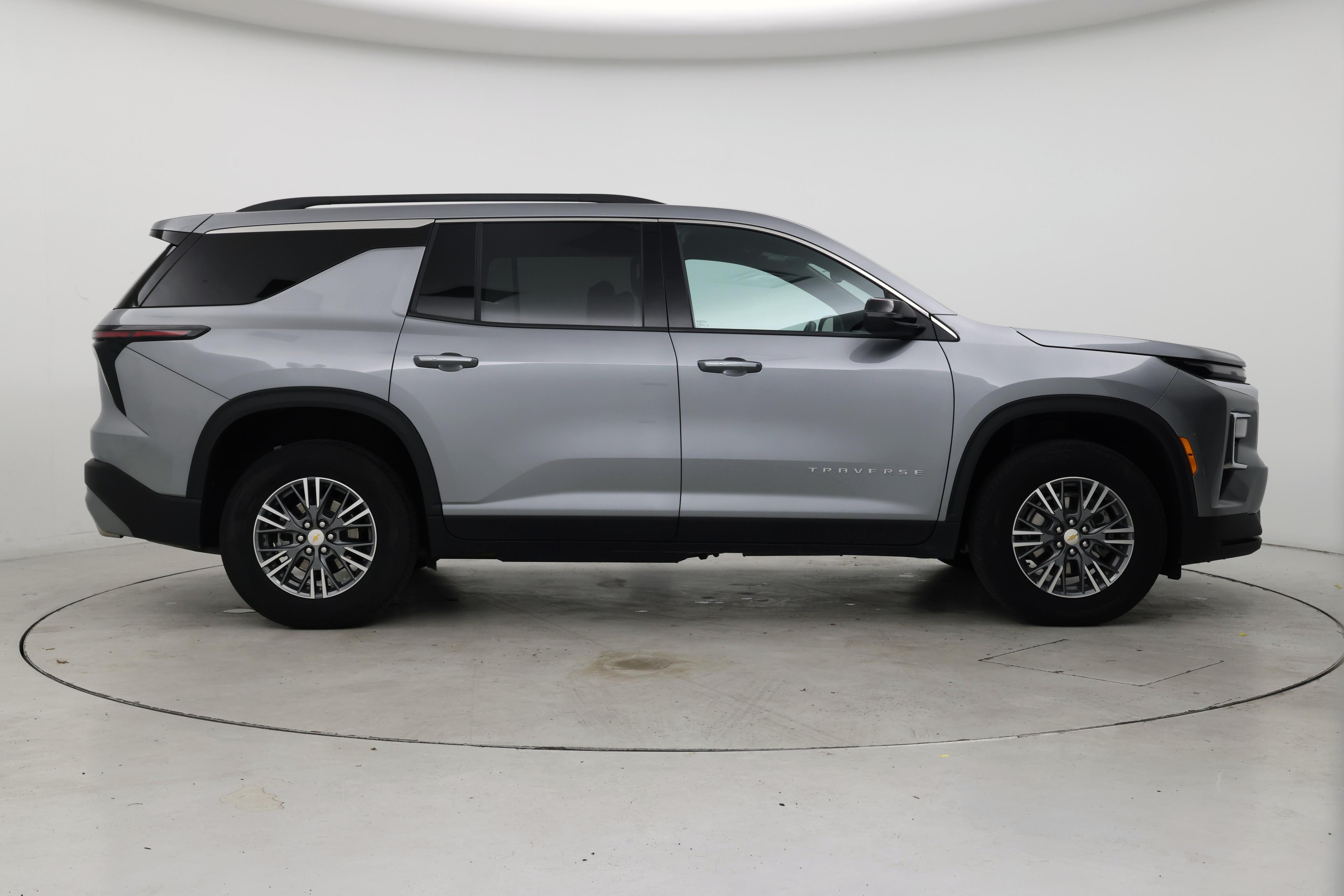 Thumbnail: 2025 Chevrolet Traverse - 7