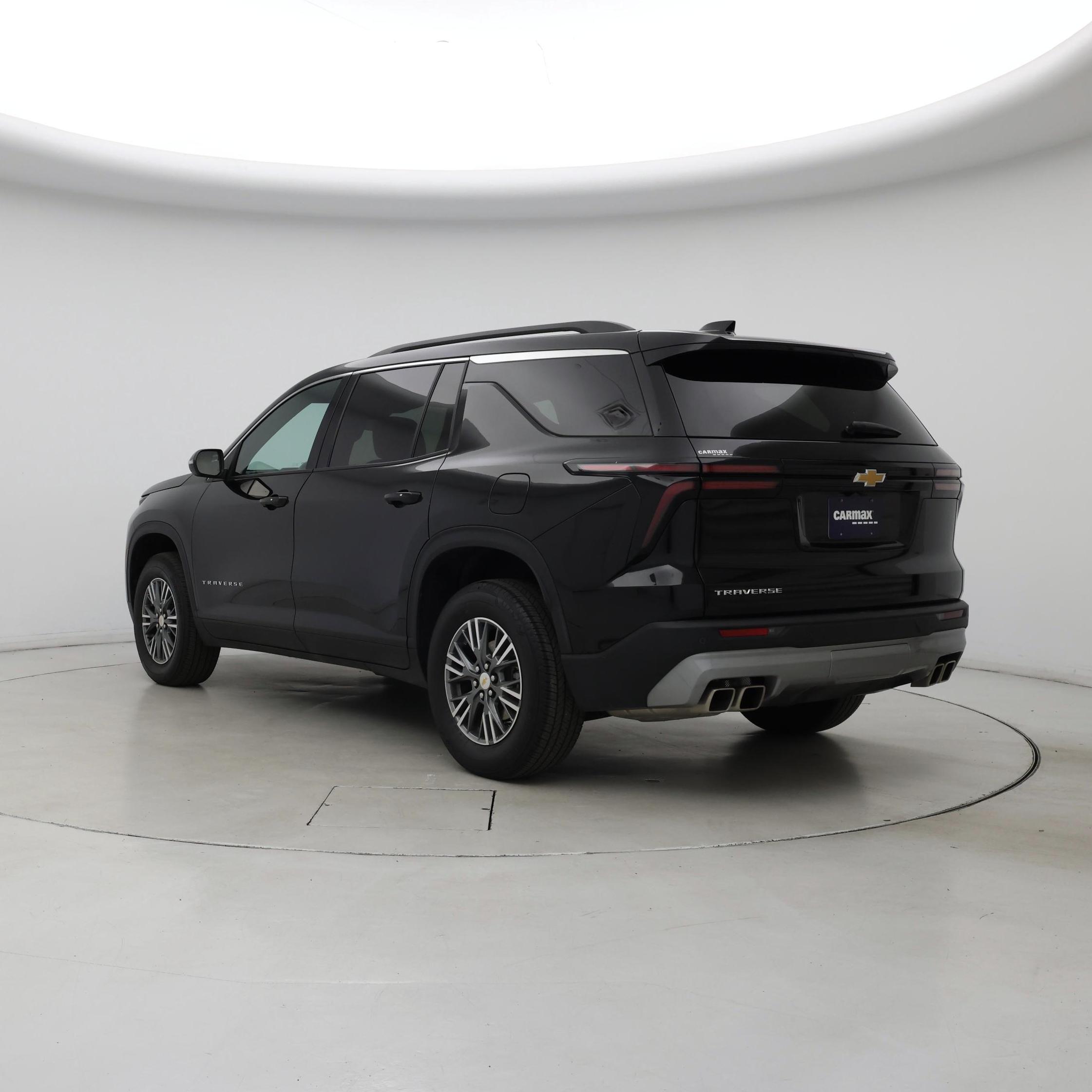 Thumbnail: 2025 Chevrolet Traverse - 2