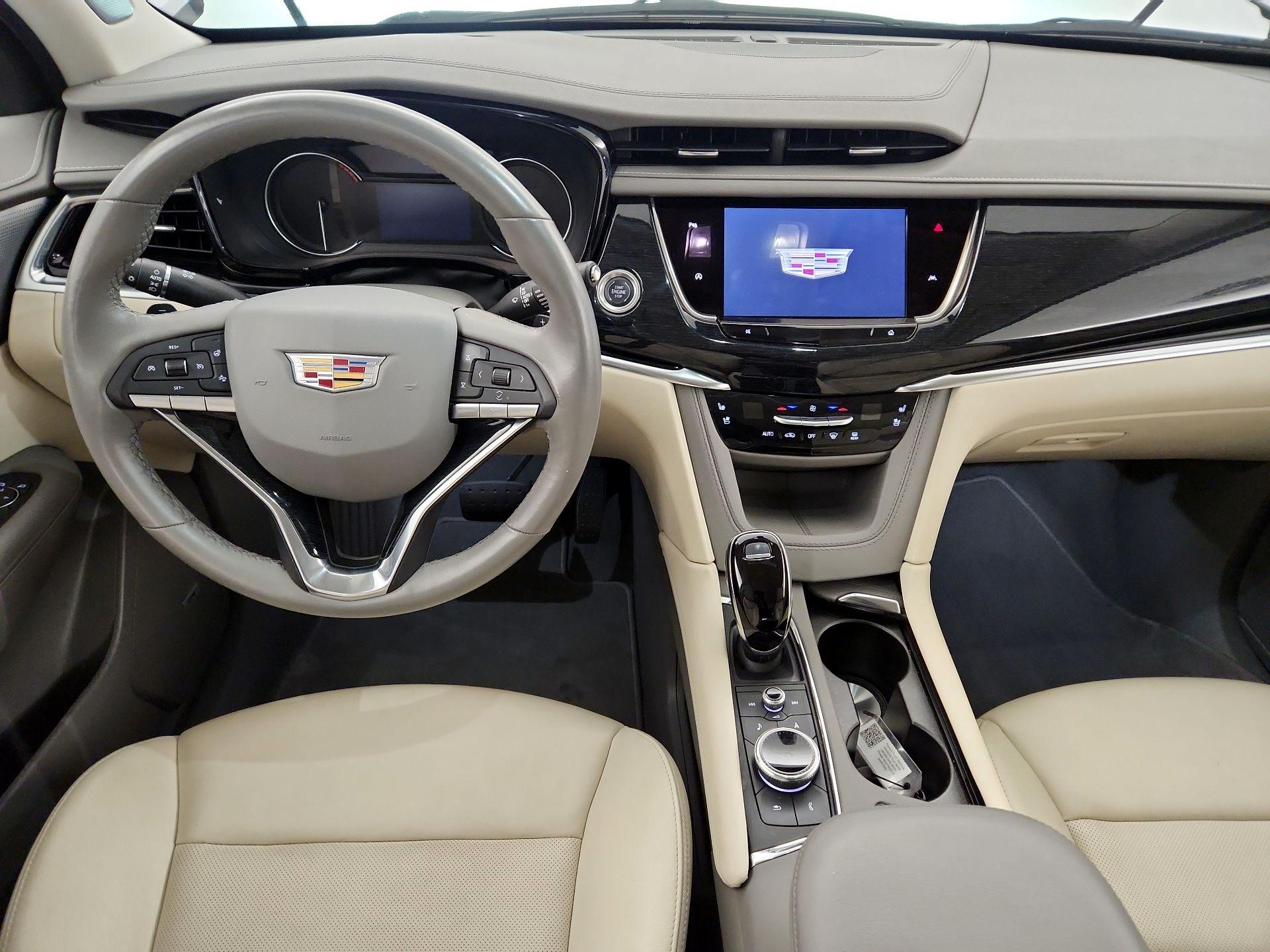 Thumbnail: 2025 Cadillac XT6 - 9