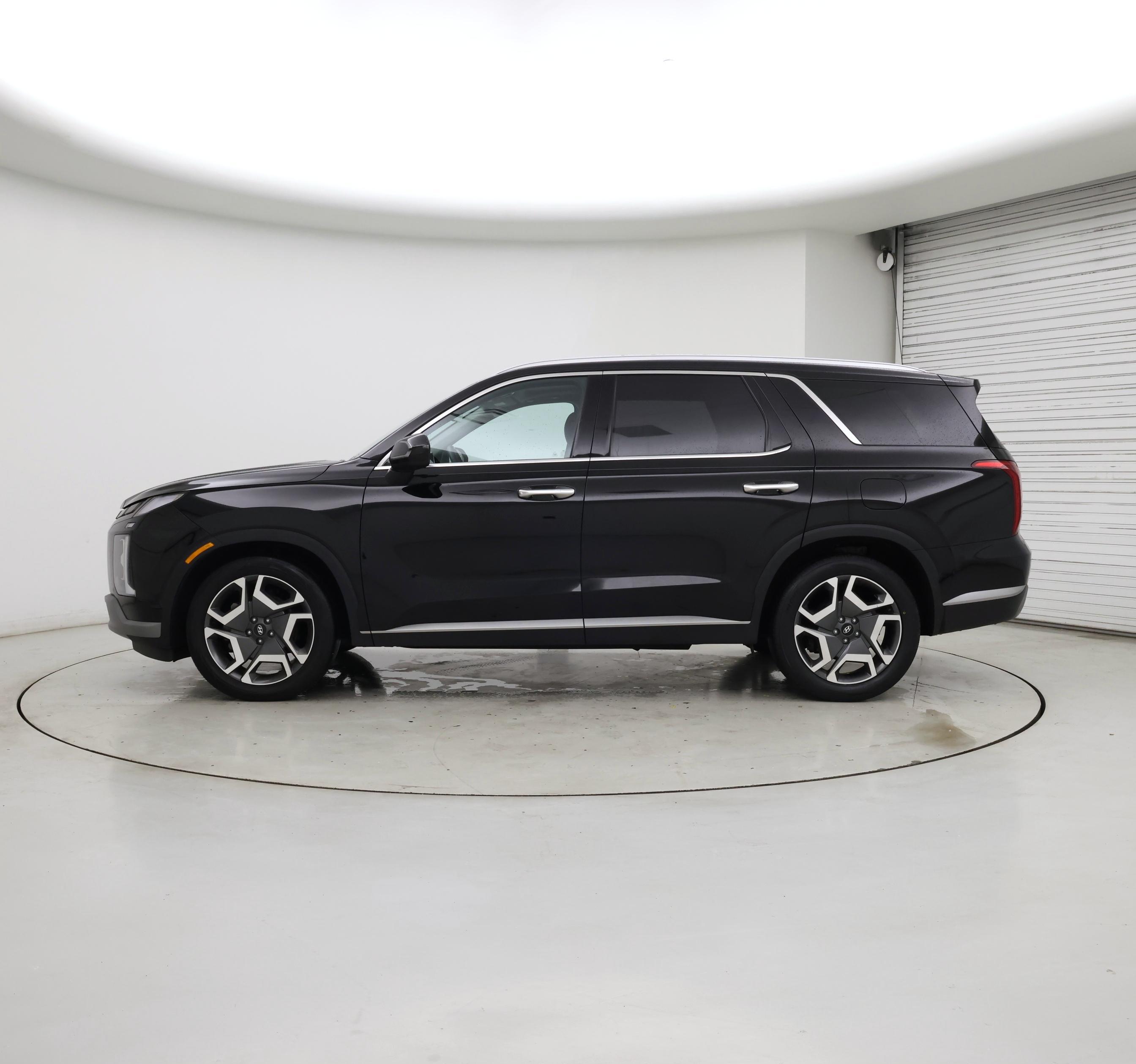 Thumbnail: 2023 Hyundai Palisade - 3