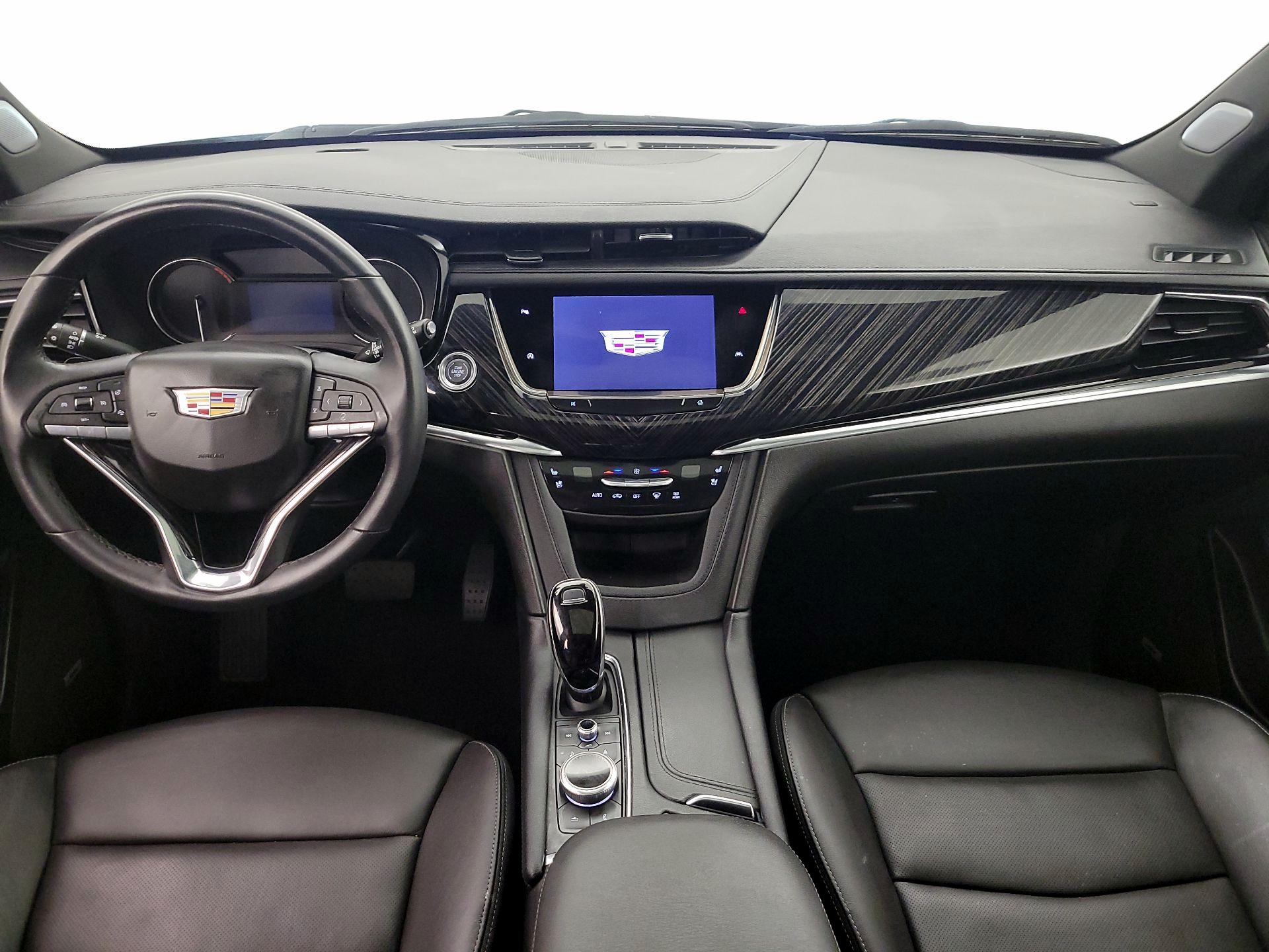 Thumbnail: 2025 Cadillac XT6 - 9