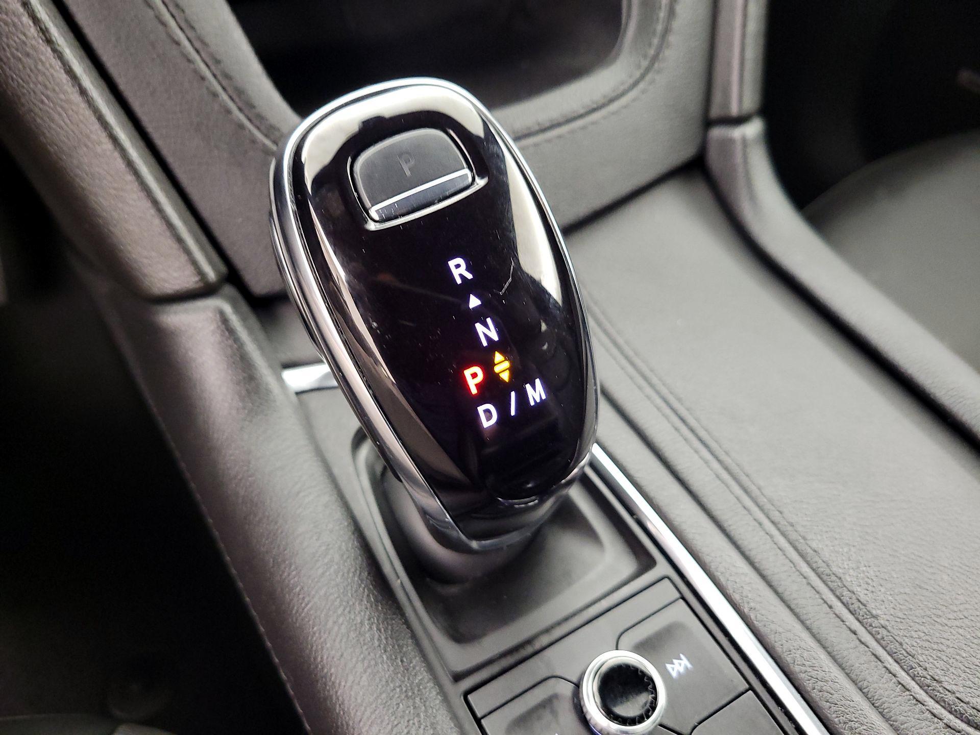 Thumbnail: 2025 Cadillac XT6 - 18