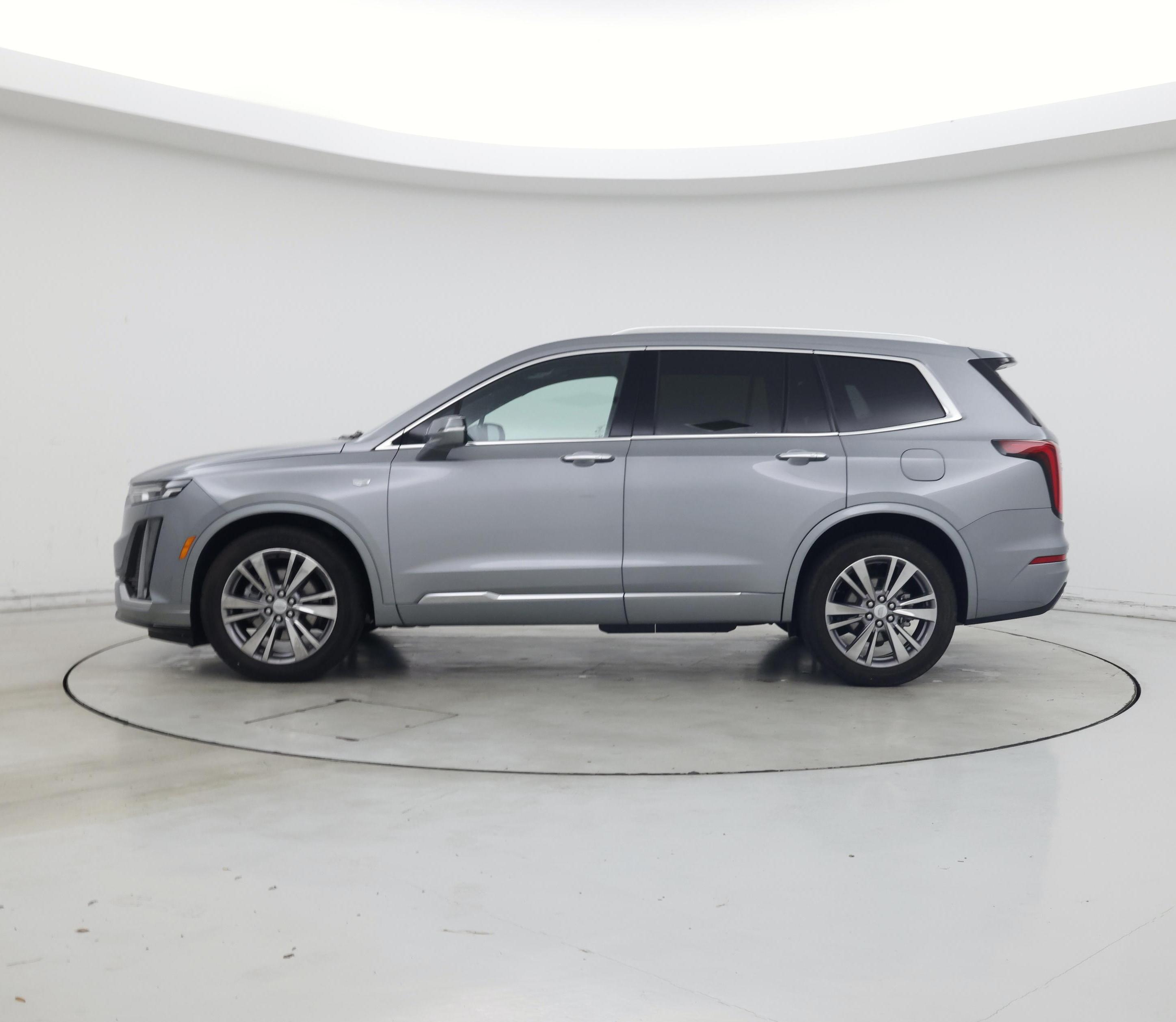 Thumbnail: 2025 Cadillac XT6 - 3