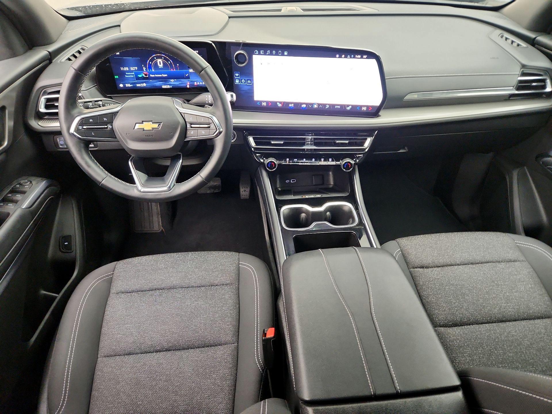 Thumbnail: 2025 Chevrolet Traverse - 9