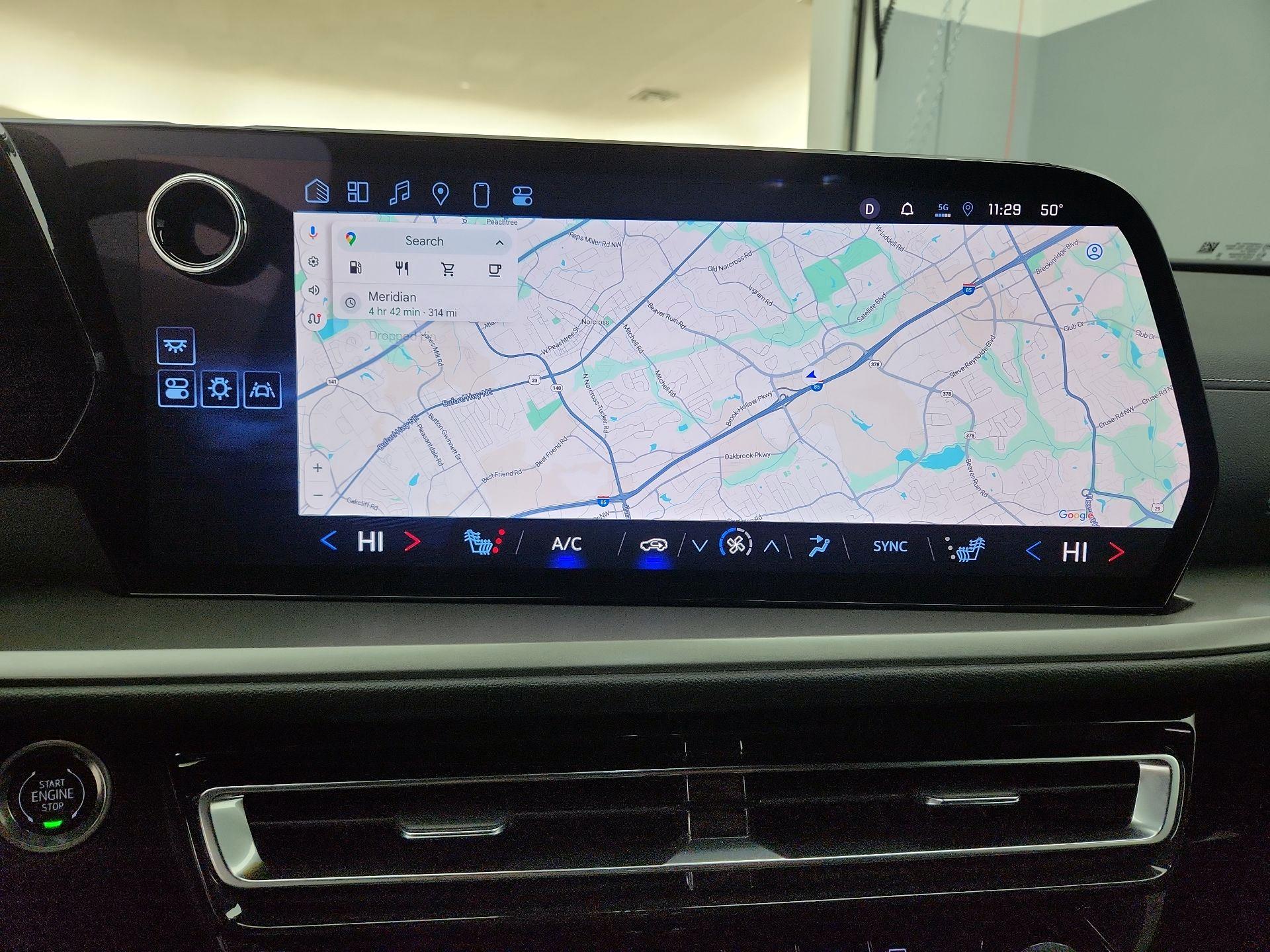 Thumbnail: 2025 Chevrolet Traverse - 14