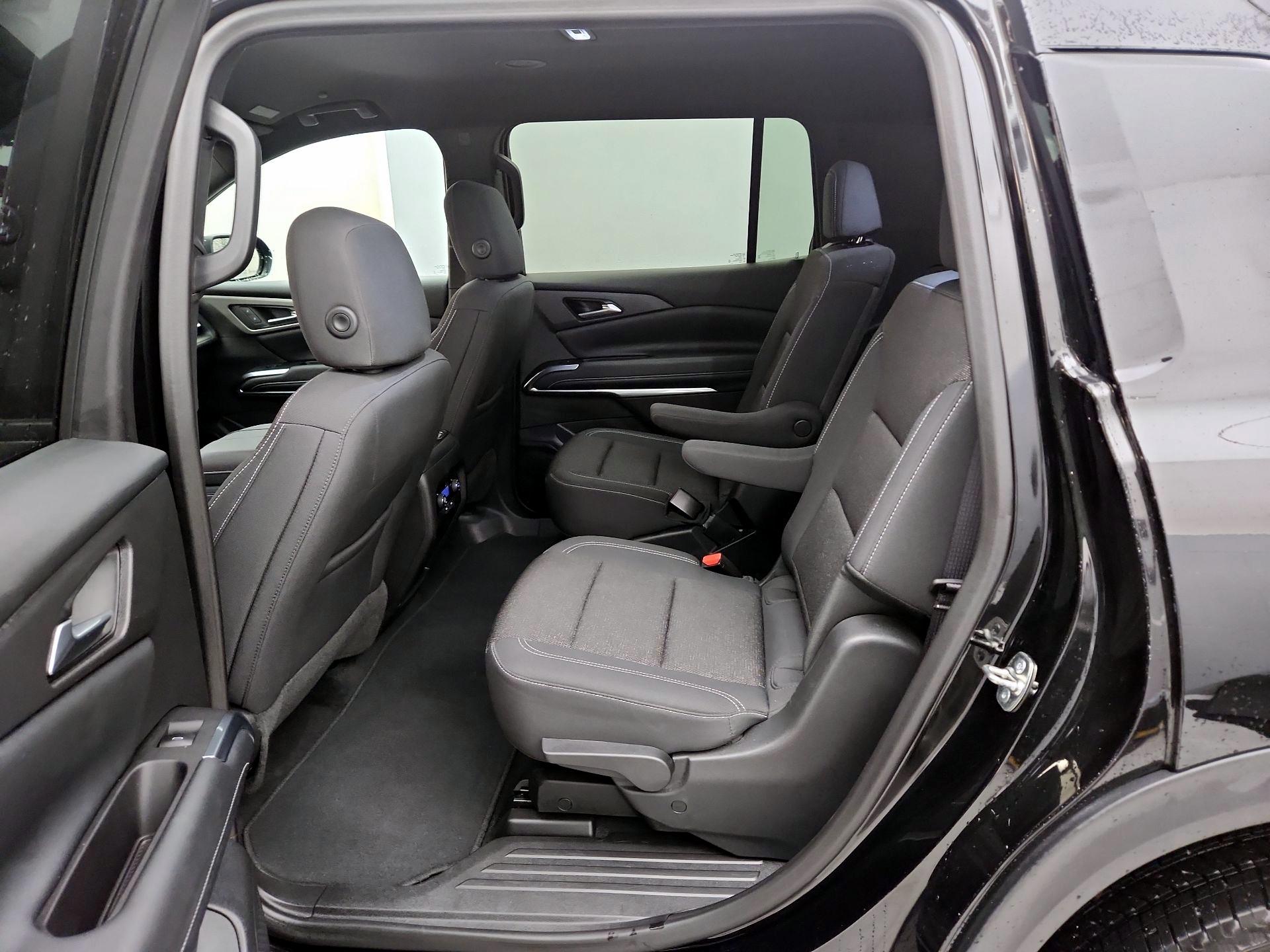 Thumbnail: 2025 Chevrolet Traverse - 20