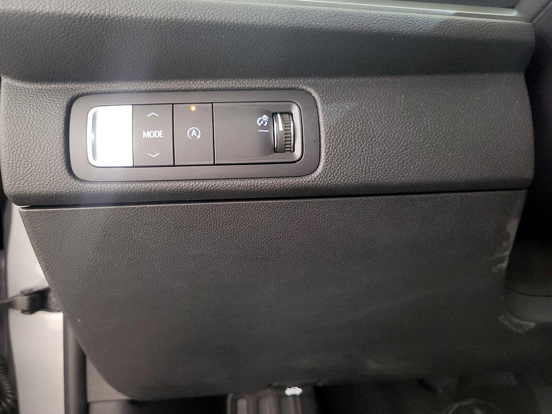 Thumbnail: 2025 Chevrolet Traverse - 13