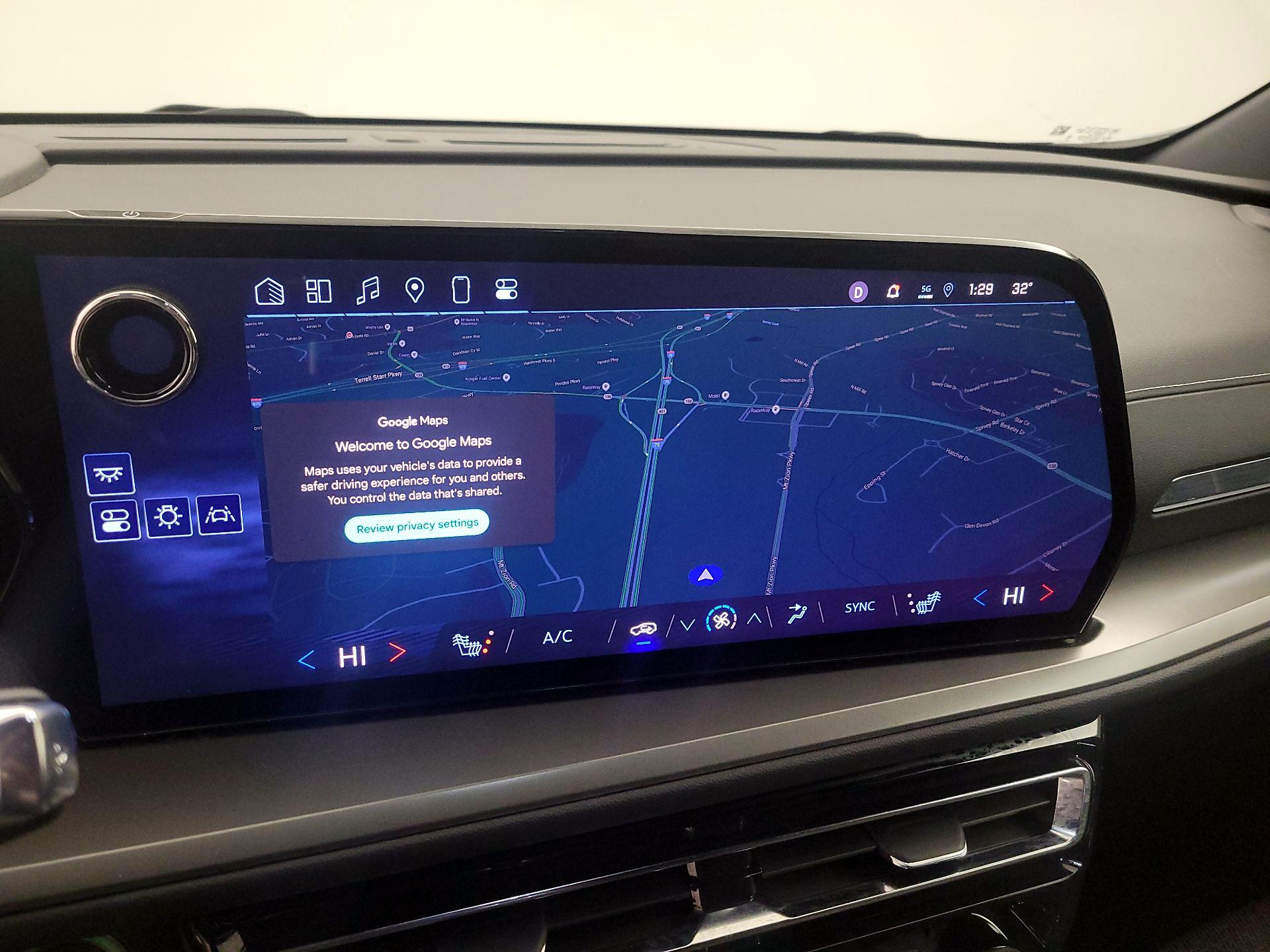 Thumbnail: 2025 Chevrolet Traverse - 14