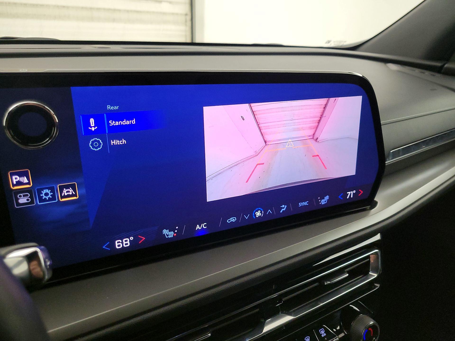 Thumbnail: 2025 Chevrolet Traverse - 15