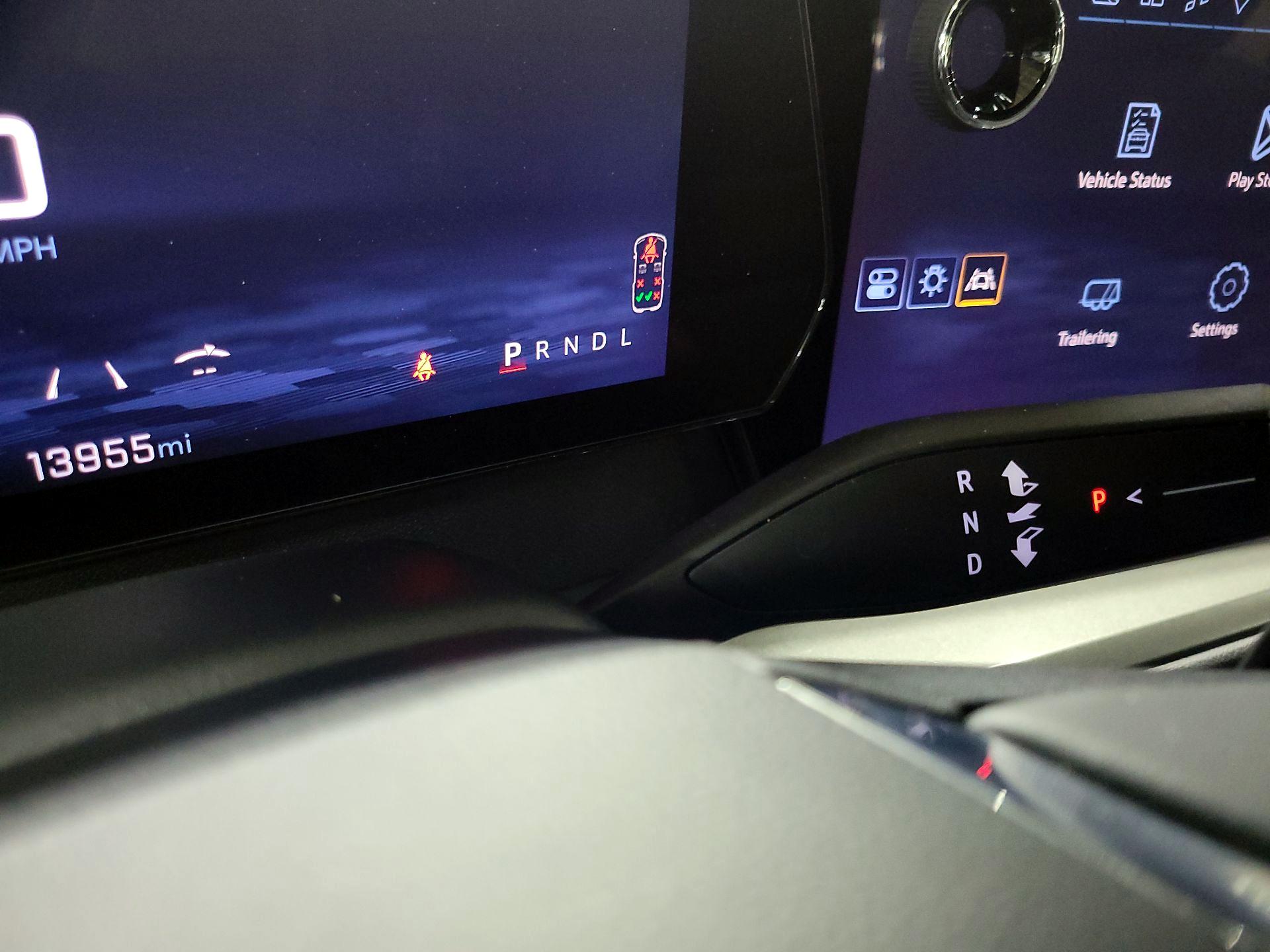 Thumbnail: 2025 Chevrolet Traverse - 18