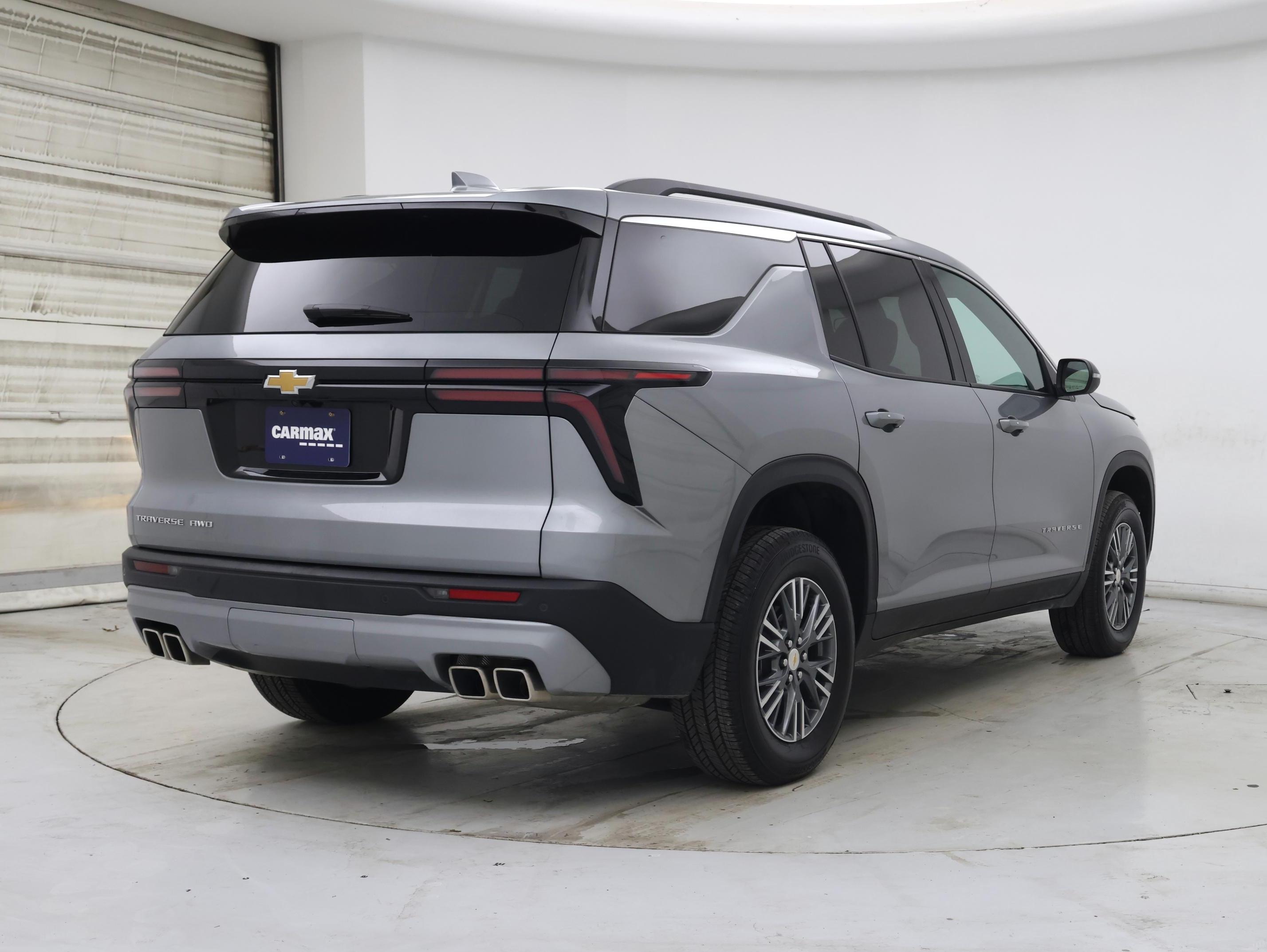 Thumbnail: 2025 Chevrolet Traverse - 8