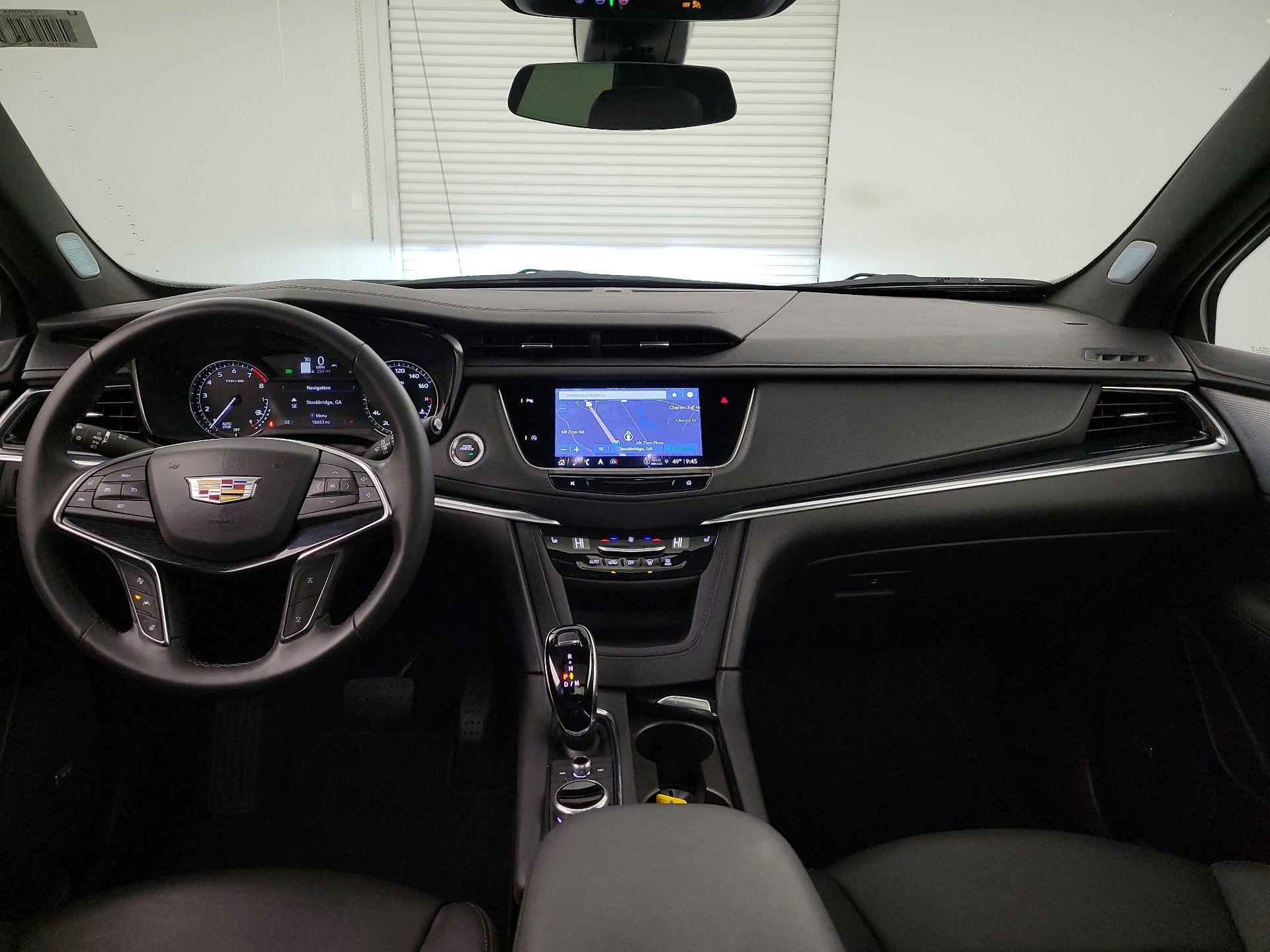 Thumbnail: 2025 Cadillac XT5 - 9