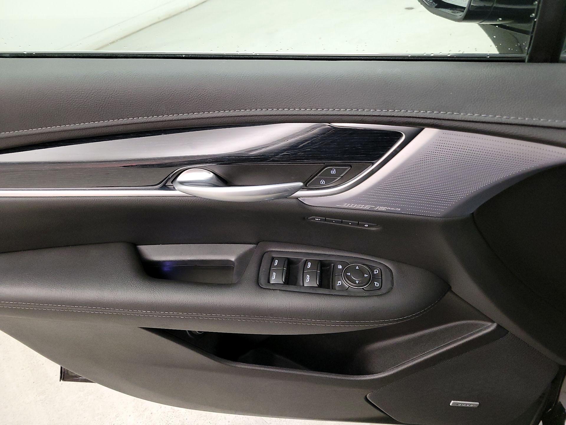 Thumbnail: 2025 Cadillac XT5 - 12