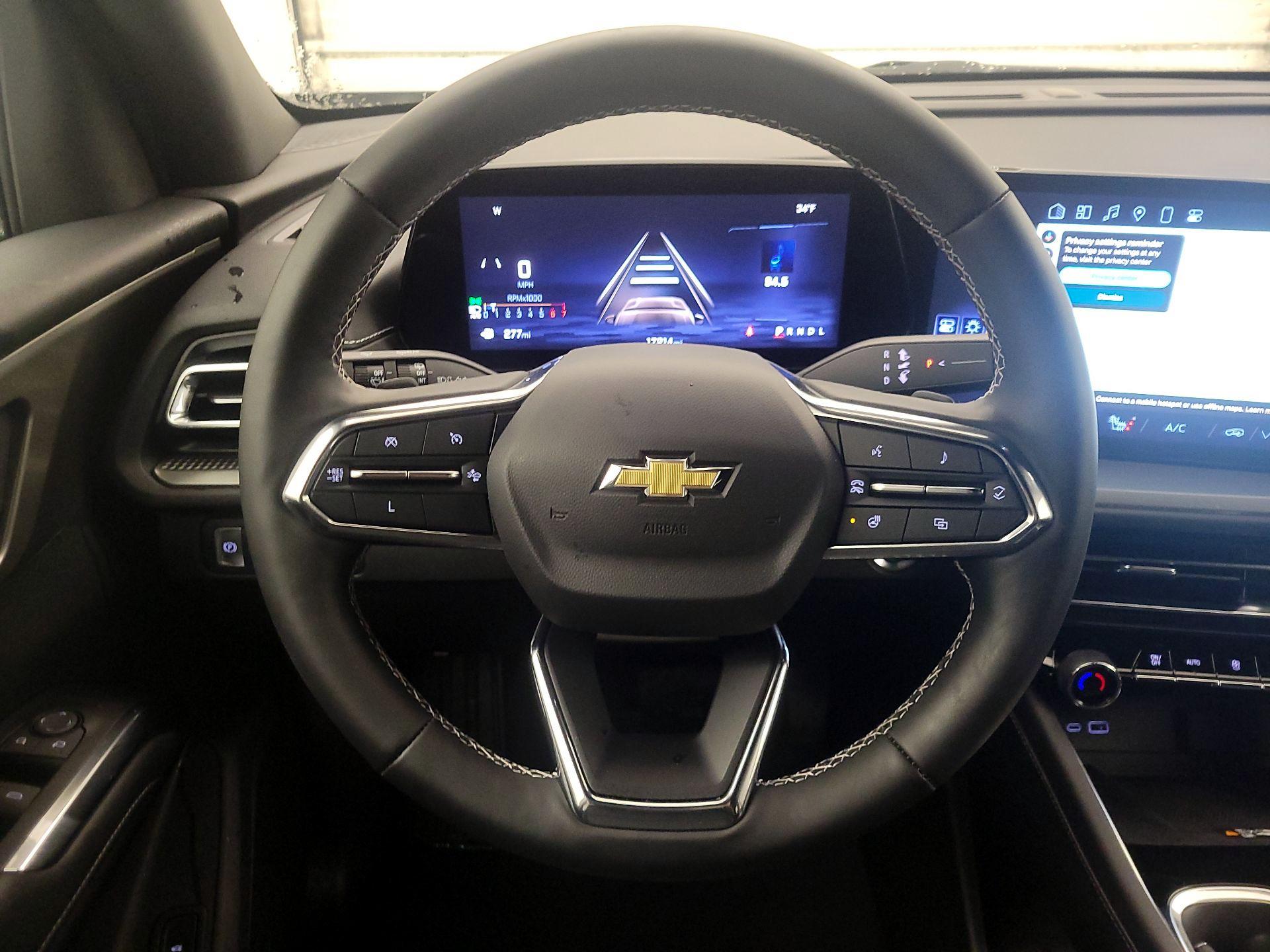 Thumbnail: 2025 Chevrolet Traverse - 10