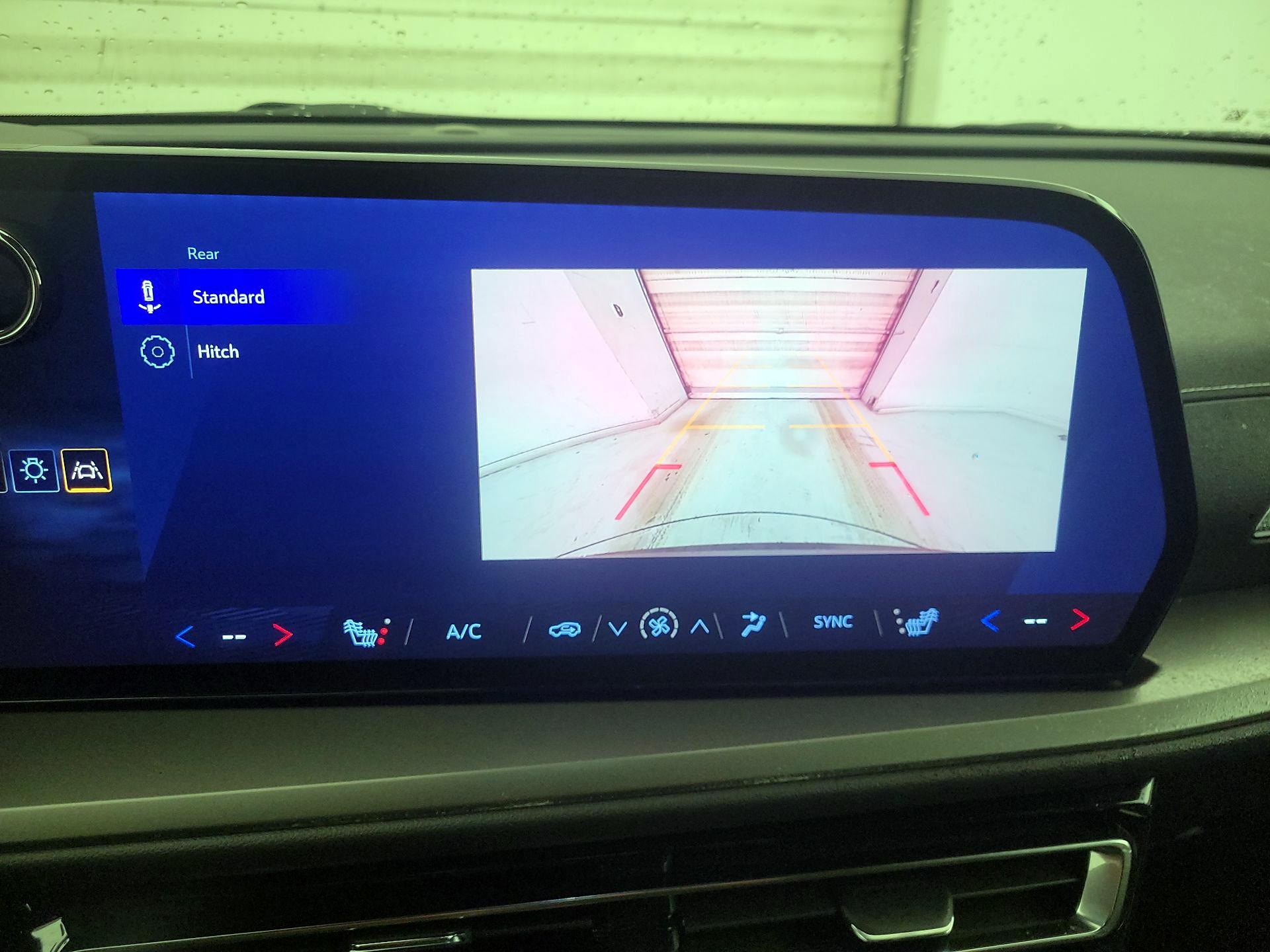 Thumbnail: 2025 Chevrolet Traverse - 15