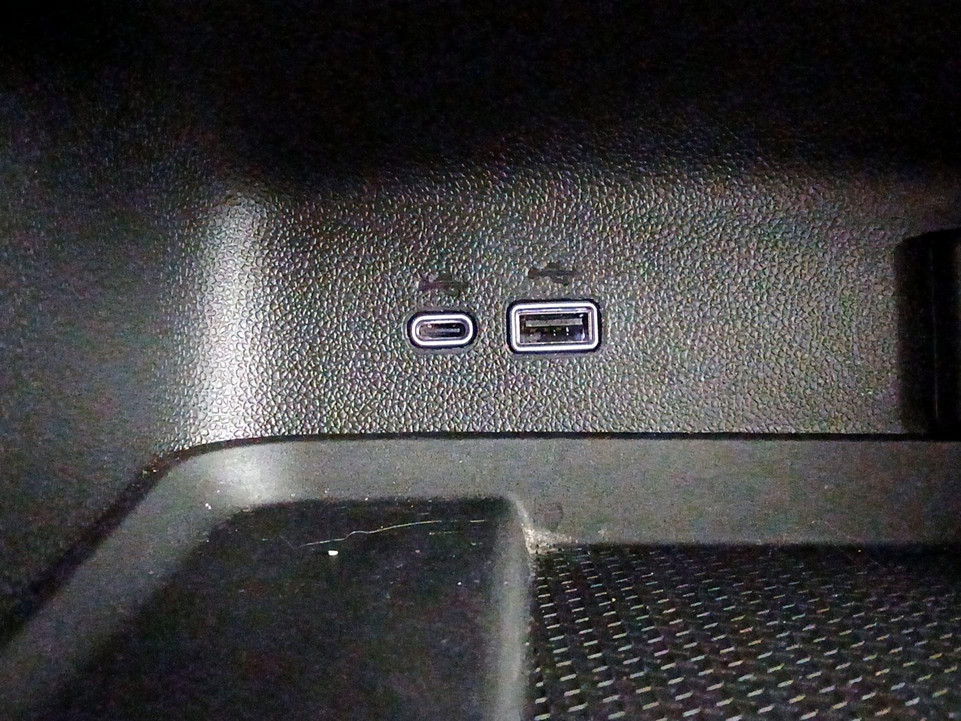 Thumbnail: 2025 Chevrolet Traverse - 18