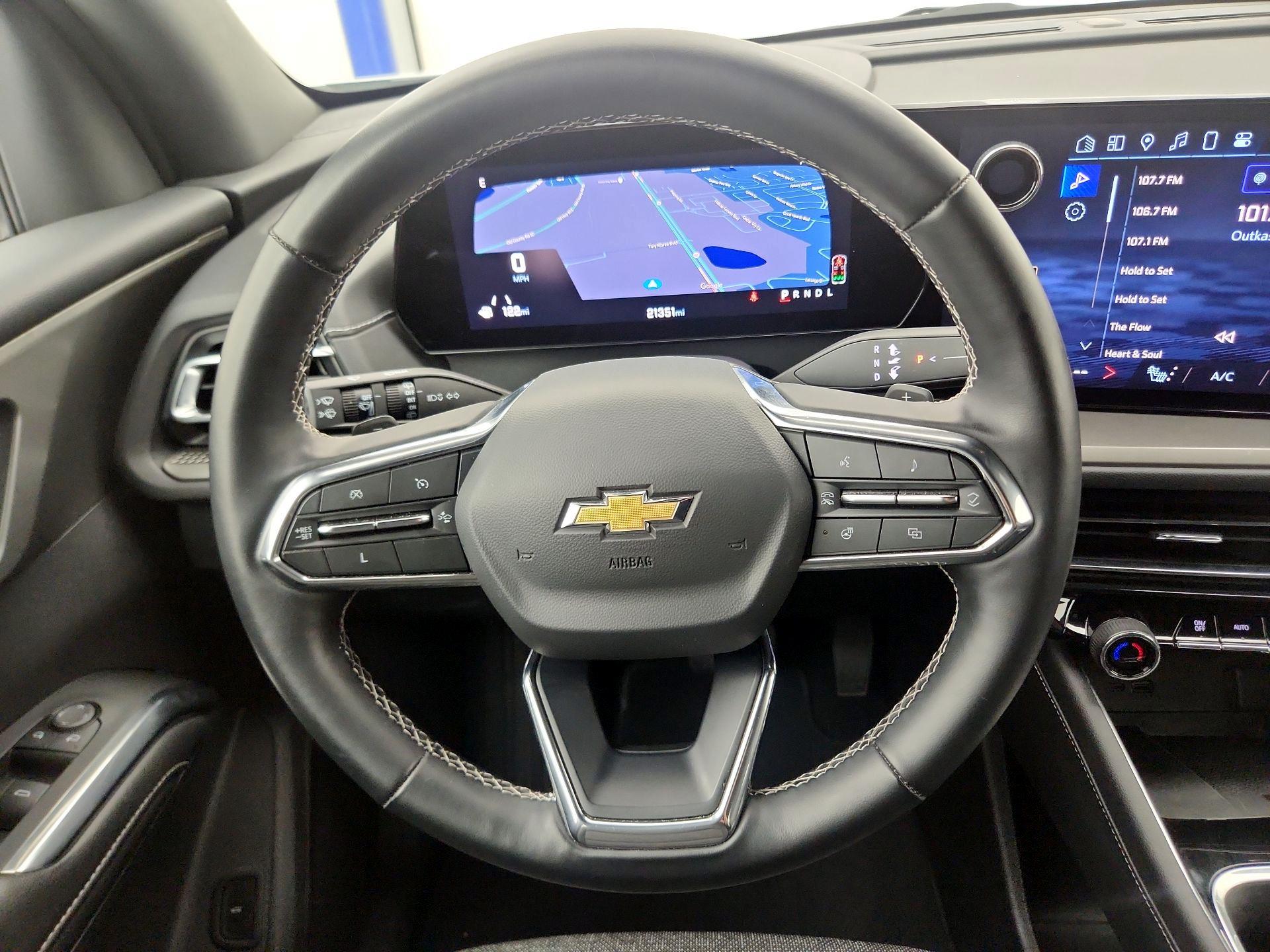 Thumbnail: 2025 Chevrolet Traverse - 10