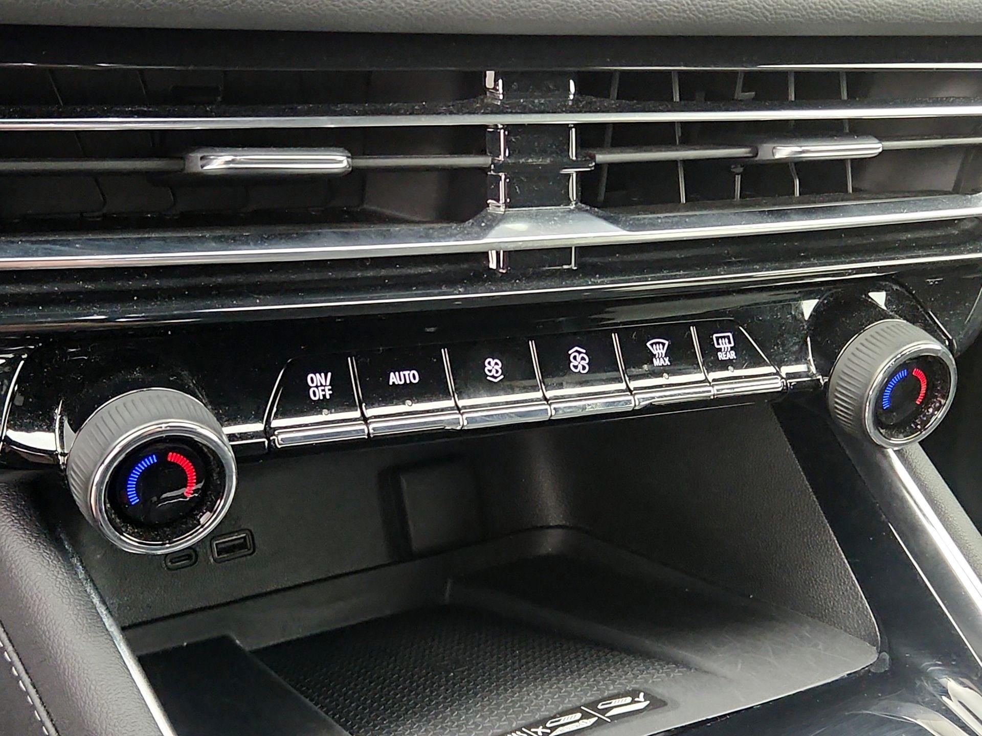 Thumbnail: 2025 Chevrolet Traverse - 17