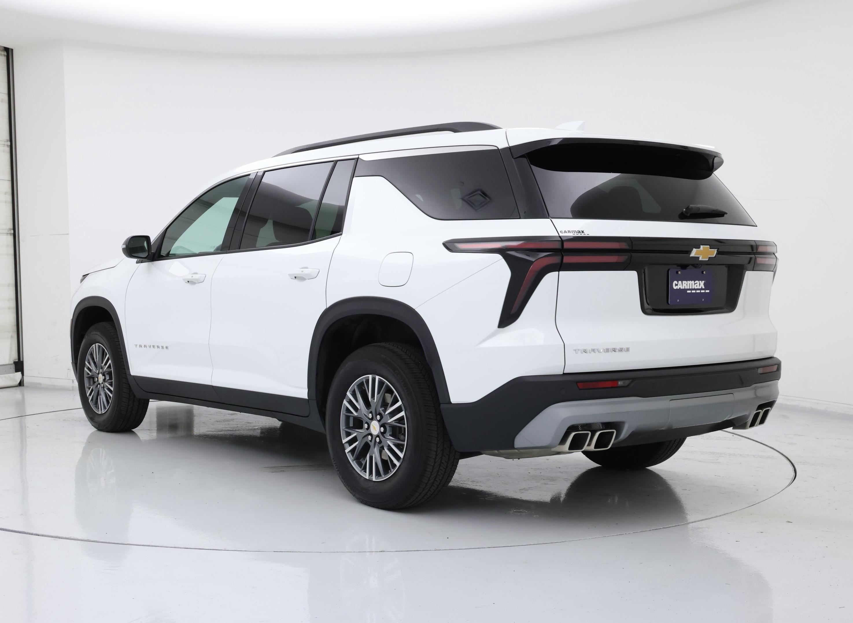 Thumbnail: 2025 Chevrolet Traverse - 2