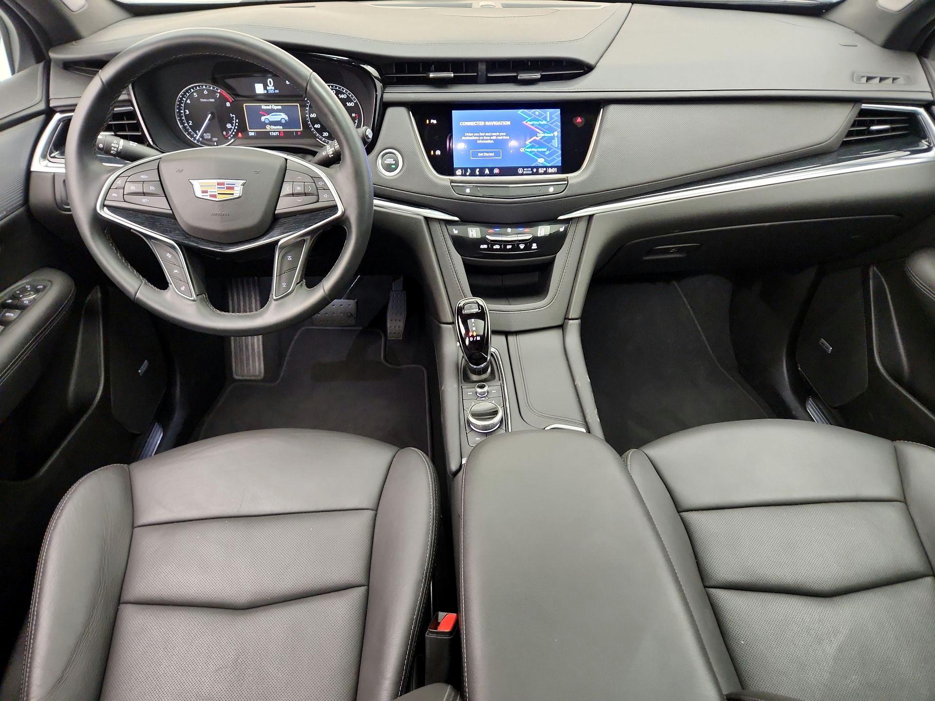 Thumbnail: 2025 Cadillac XT5 - 9