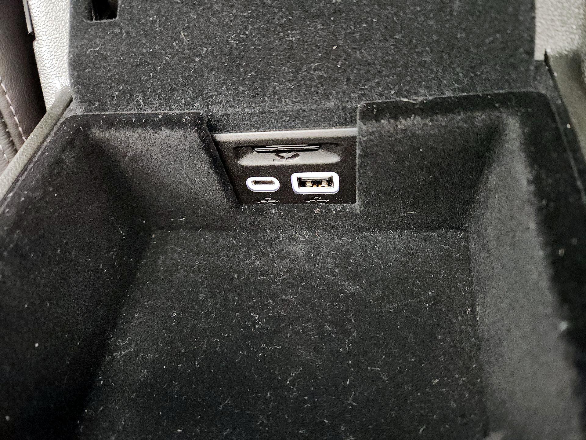 Thumbnail: 2025 Cadillac XT5 - 19