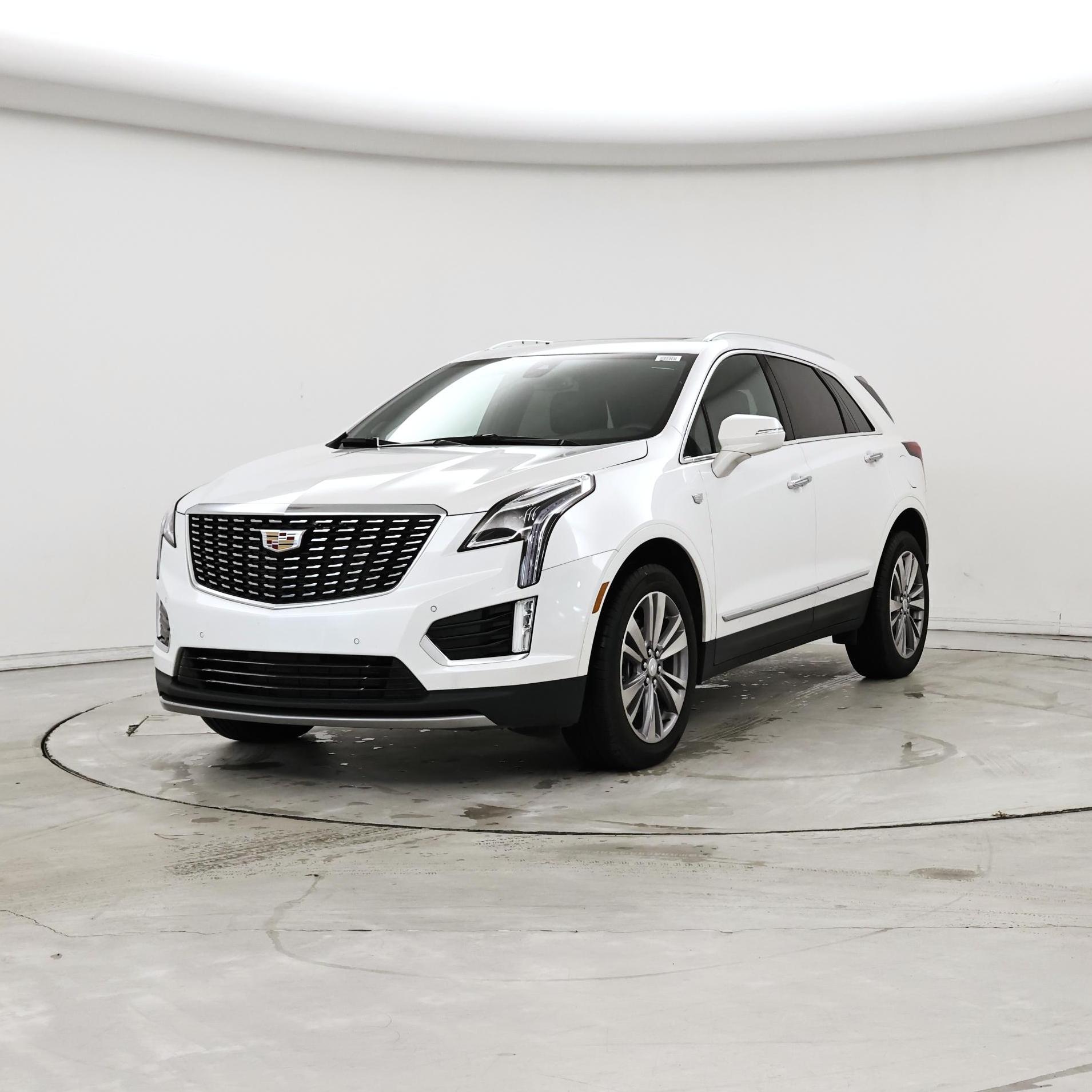 Thumbnail: 2025 Cadillac XT5 - 4