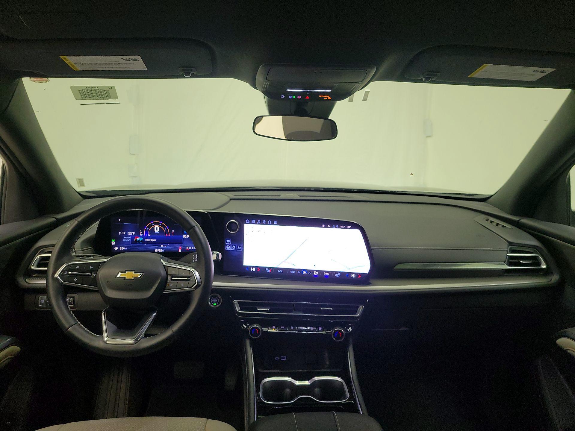 Thumbnail: 2025 Chevrolet Traverse - 9