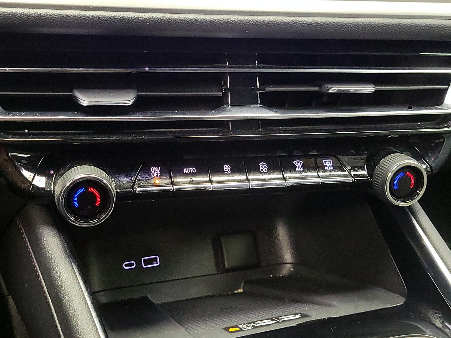 Thumbnail: 2025 Chevrolet Traverse - 17