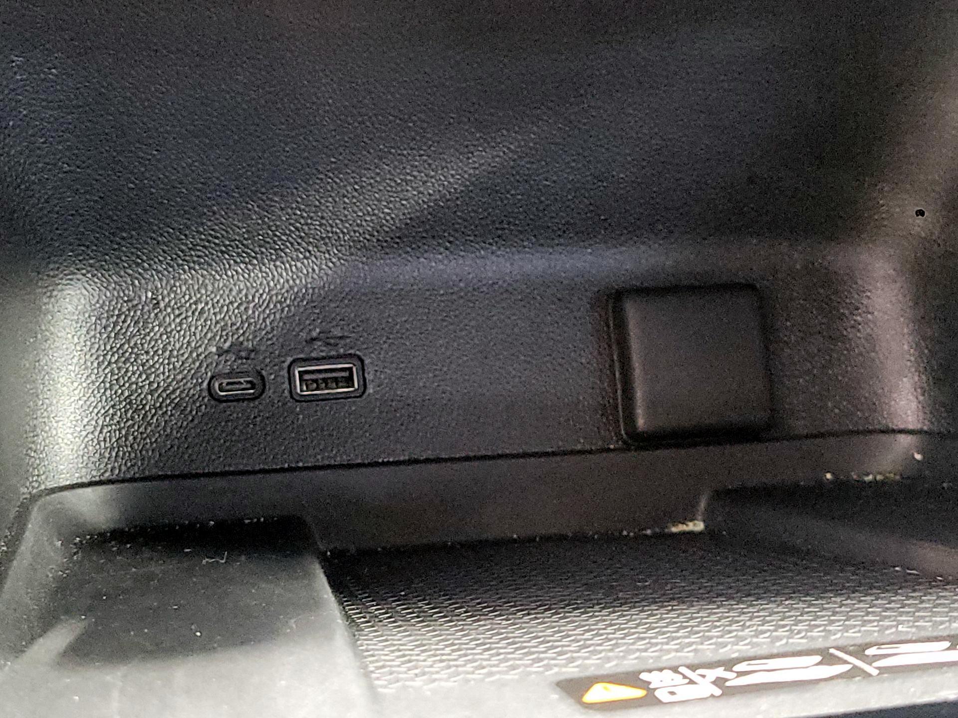 Thumbnail: 2025 Chevrolet Traverse - 19