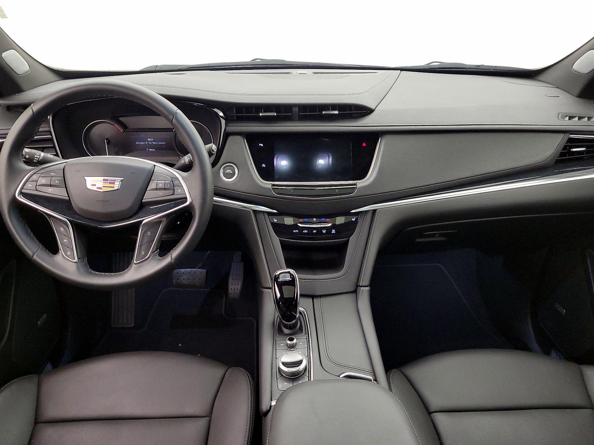 Thumbnail: 2025 Cadillac XT5 - 9