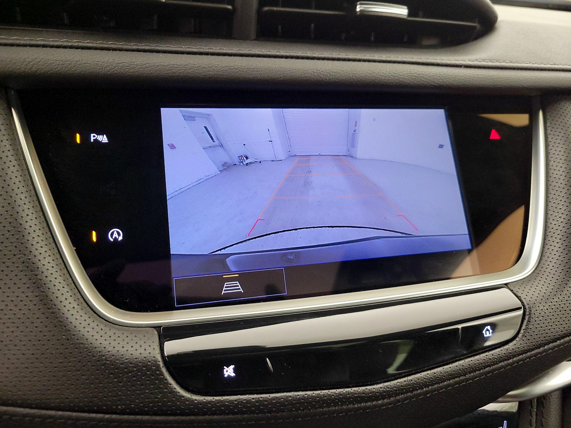 Thumbnail: 2025 Cadillac XT5 - 15