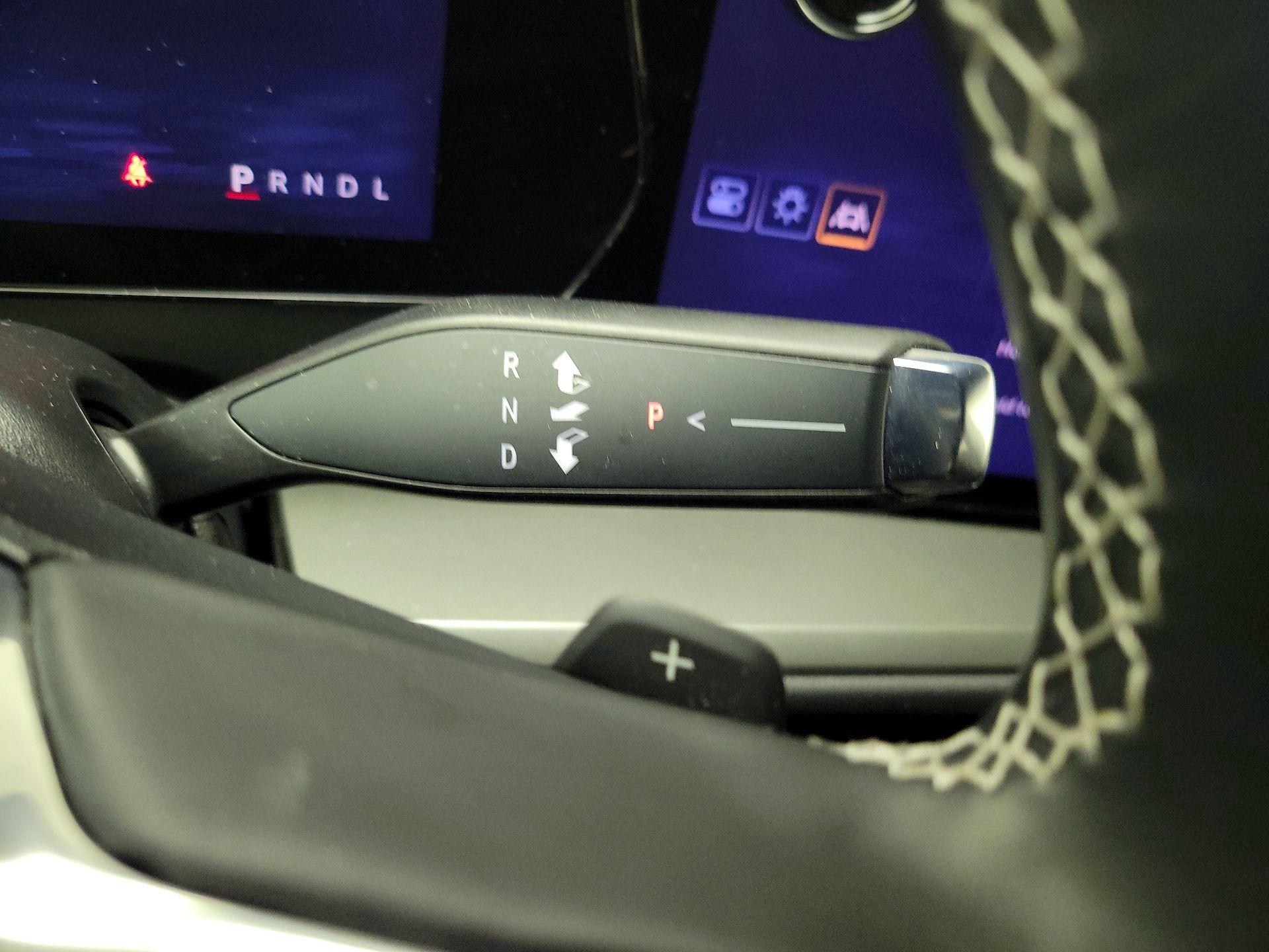 Thumbnail: 2025 Chevrolet Traverse - 18