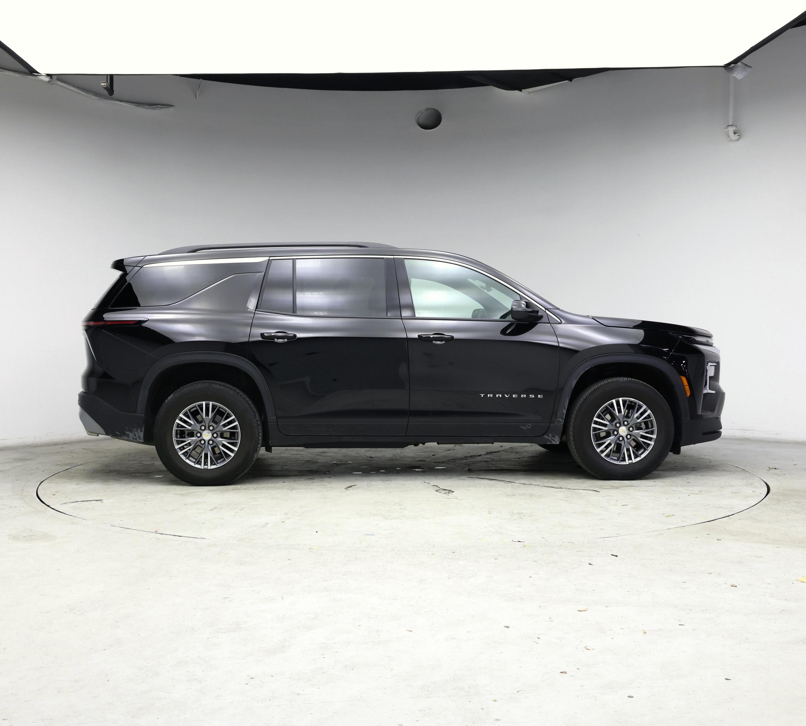 Thumbnail: 2025 Chevrolet Traverse - 7