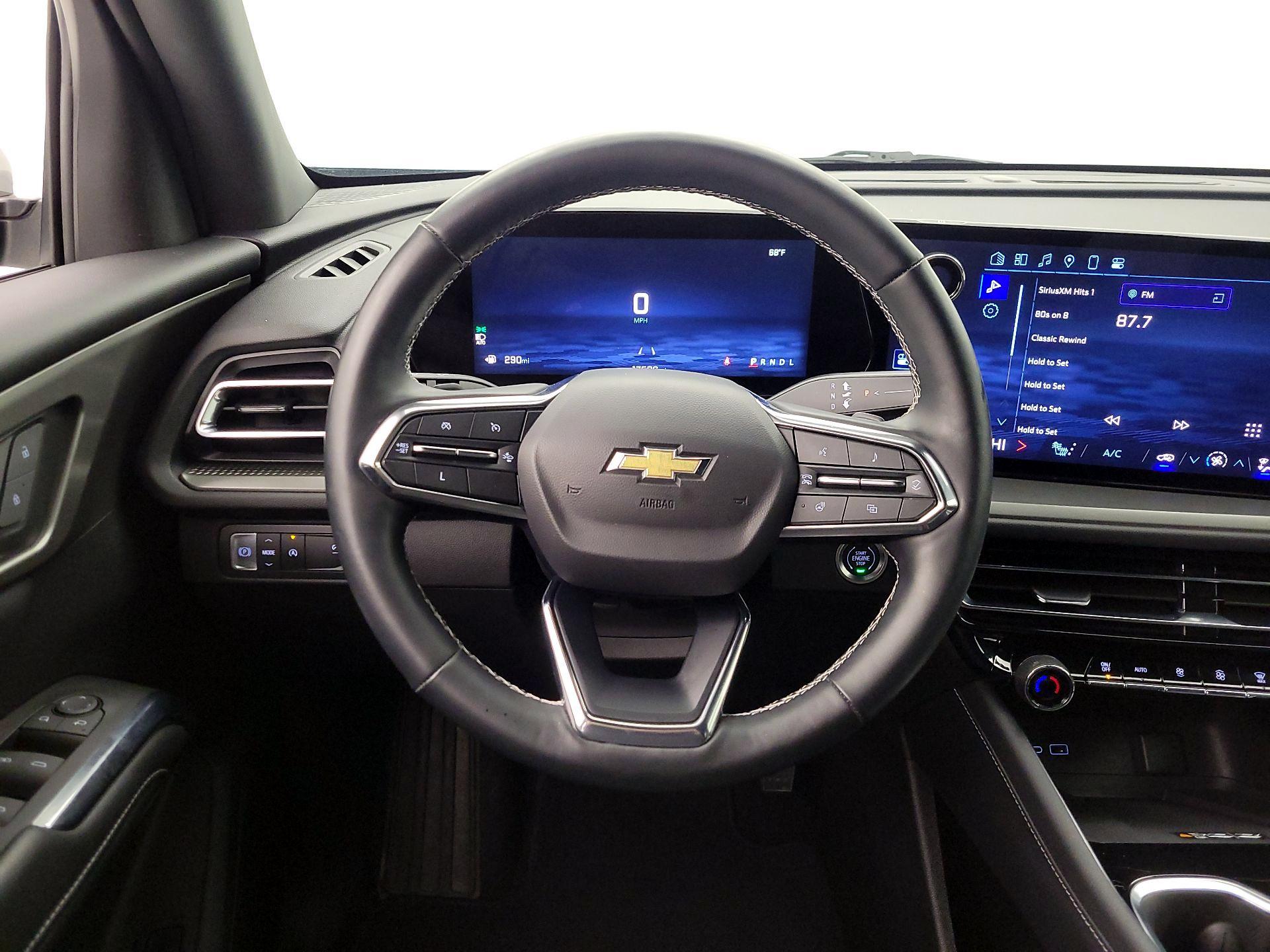 Thumbnail: 2025 Chevrolet Traverse - 10